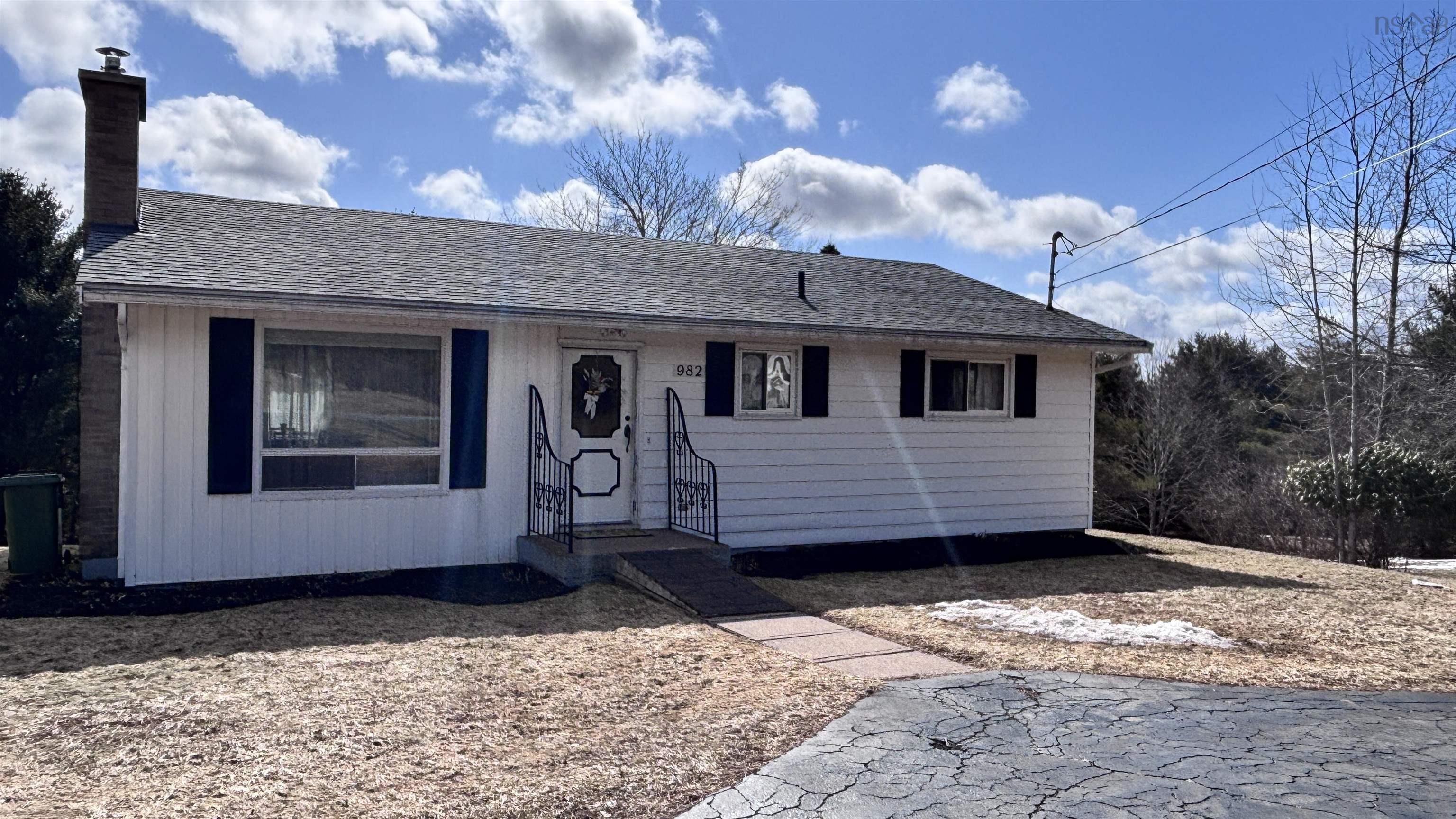 $365,000.00: 982 PICTOU Road, East Mountain