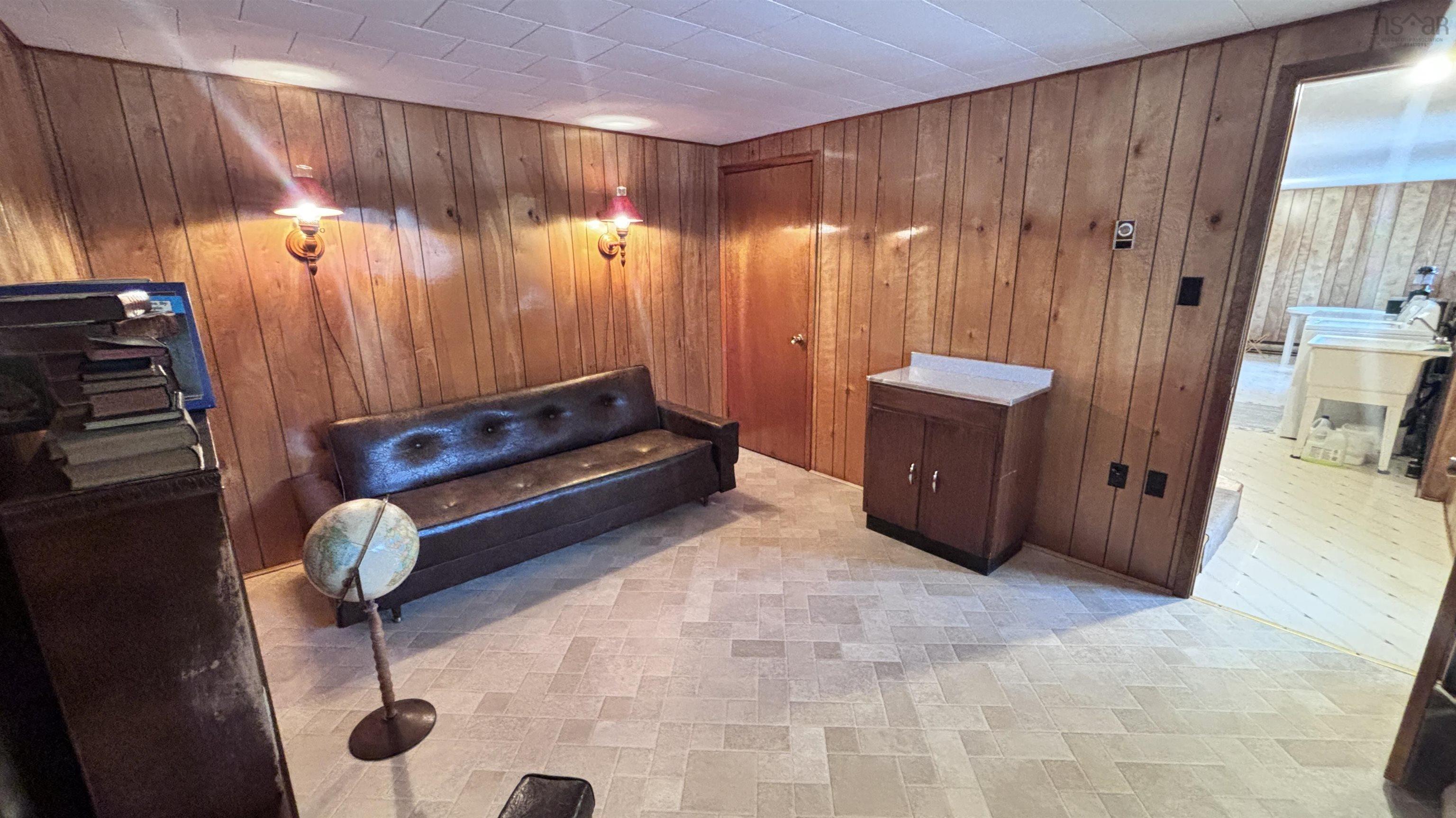 $365,000.00: 982 PICTOU Road, East Mountain
