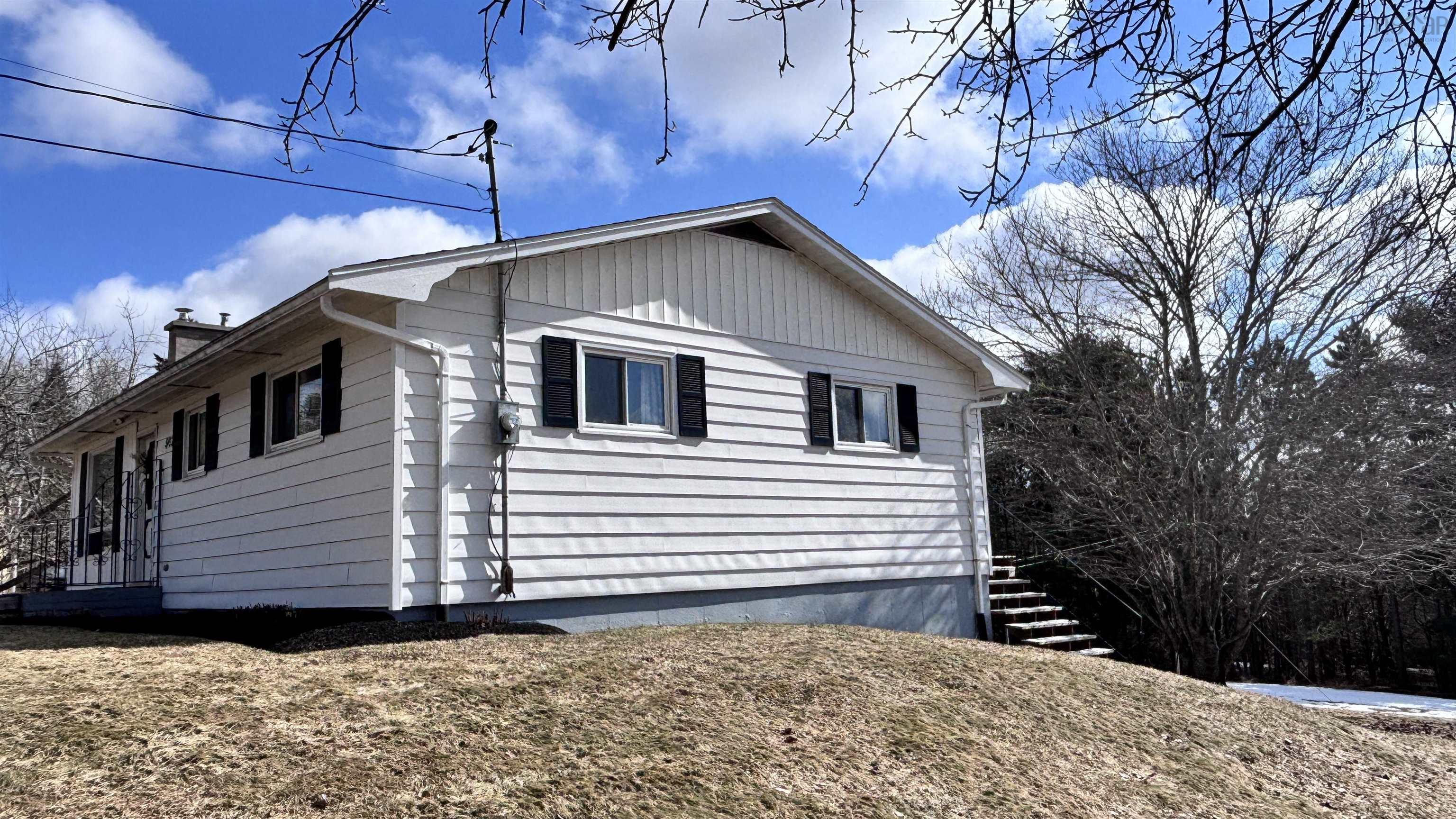 $365,000.00: 982 PICTOU Road, East Mountain