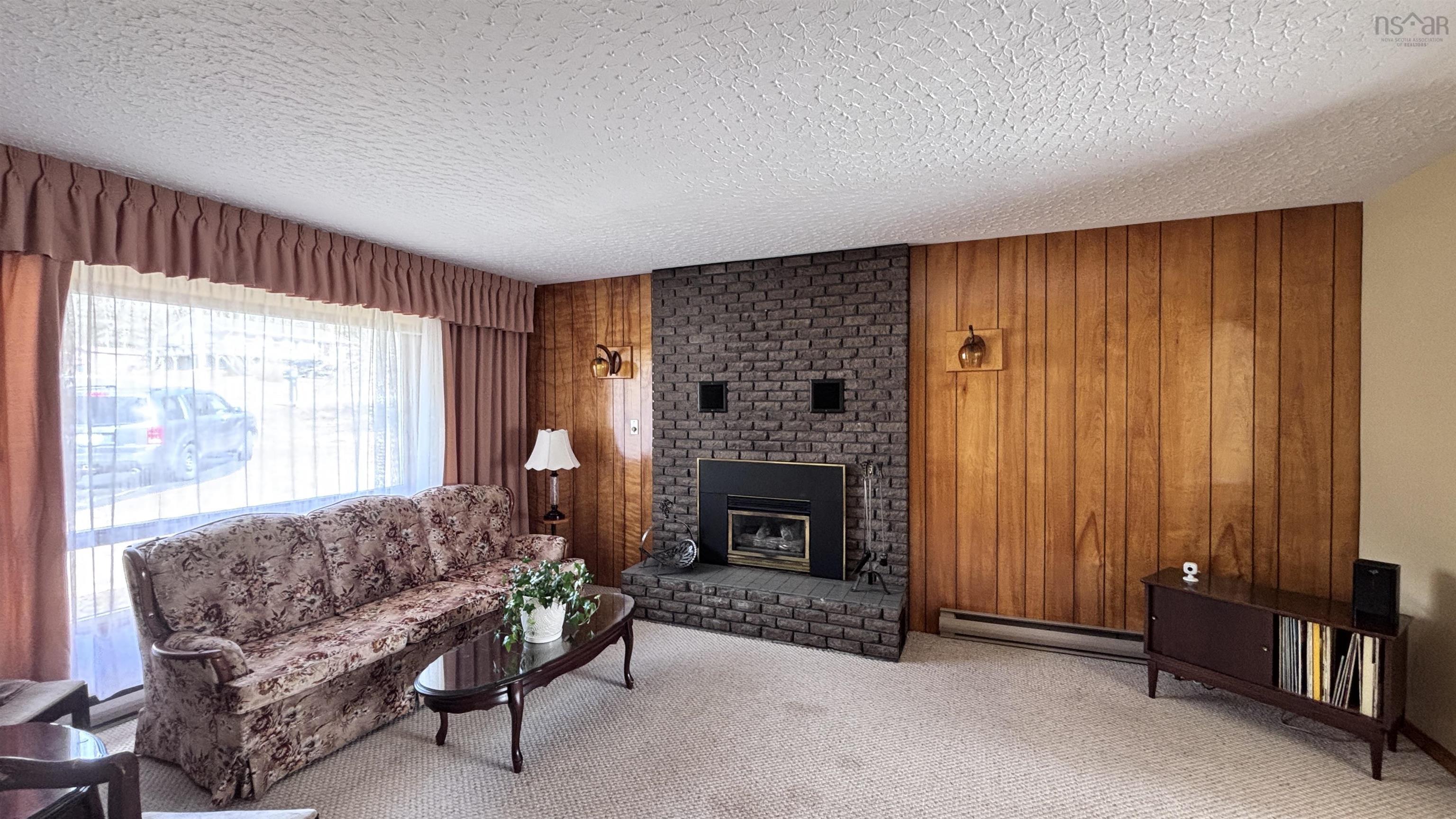 $365,000.00: 982 PICTOU Road, East Mountain