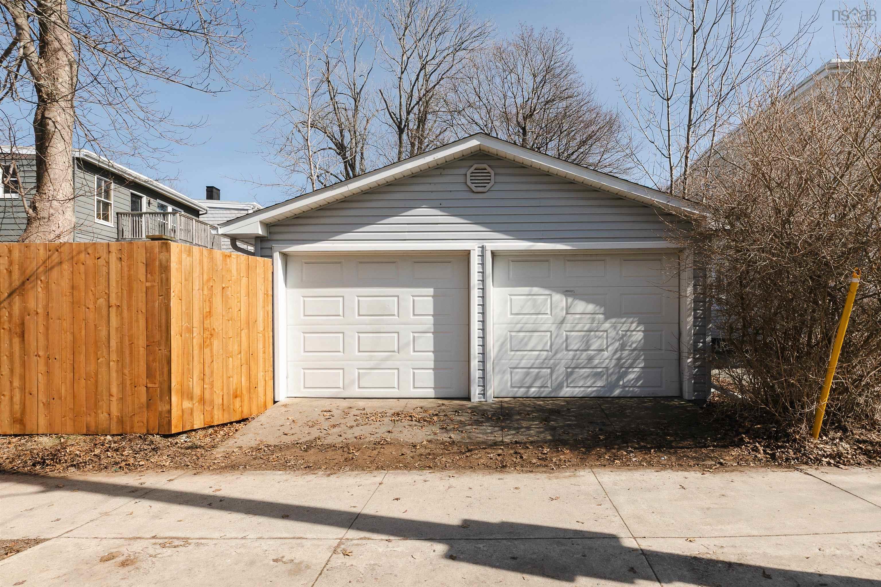 $1,150,000.00: 6268 Shirley Street, South End