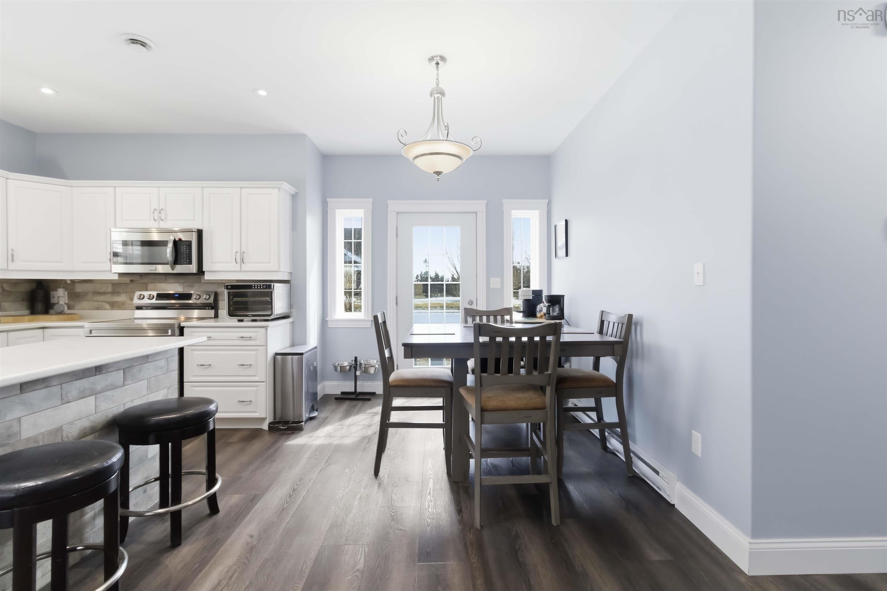 $599,900.00: 172 Stargazer Drive, Porters Lake