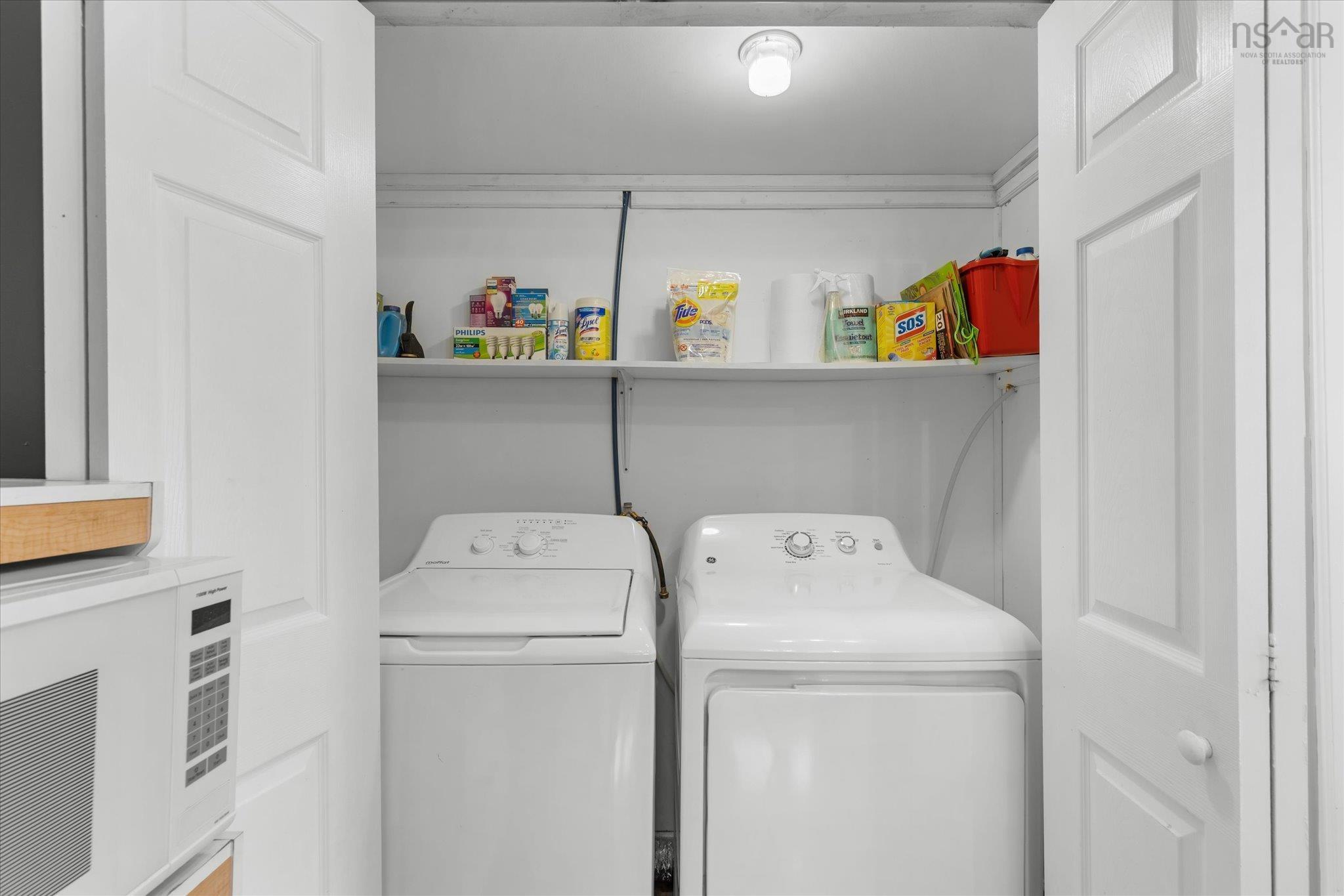 $359,900.00: 34 Ohio Road, Shelburne