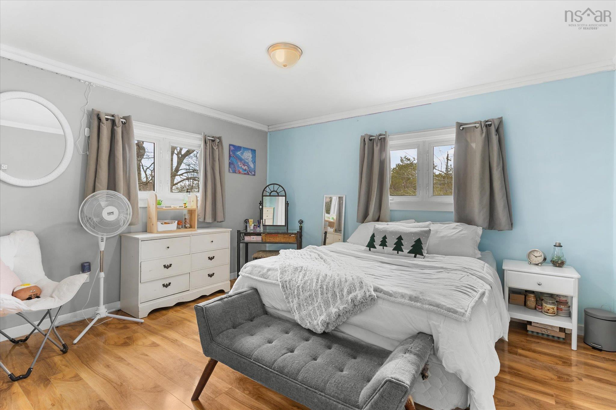 $359,900.00: 34 Ohio Road, Shelburne