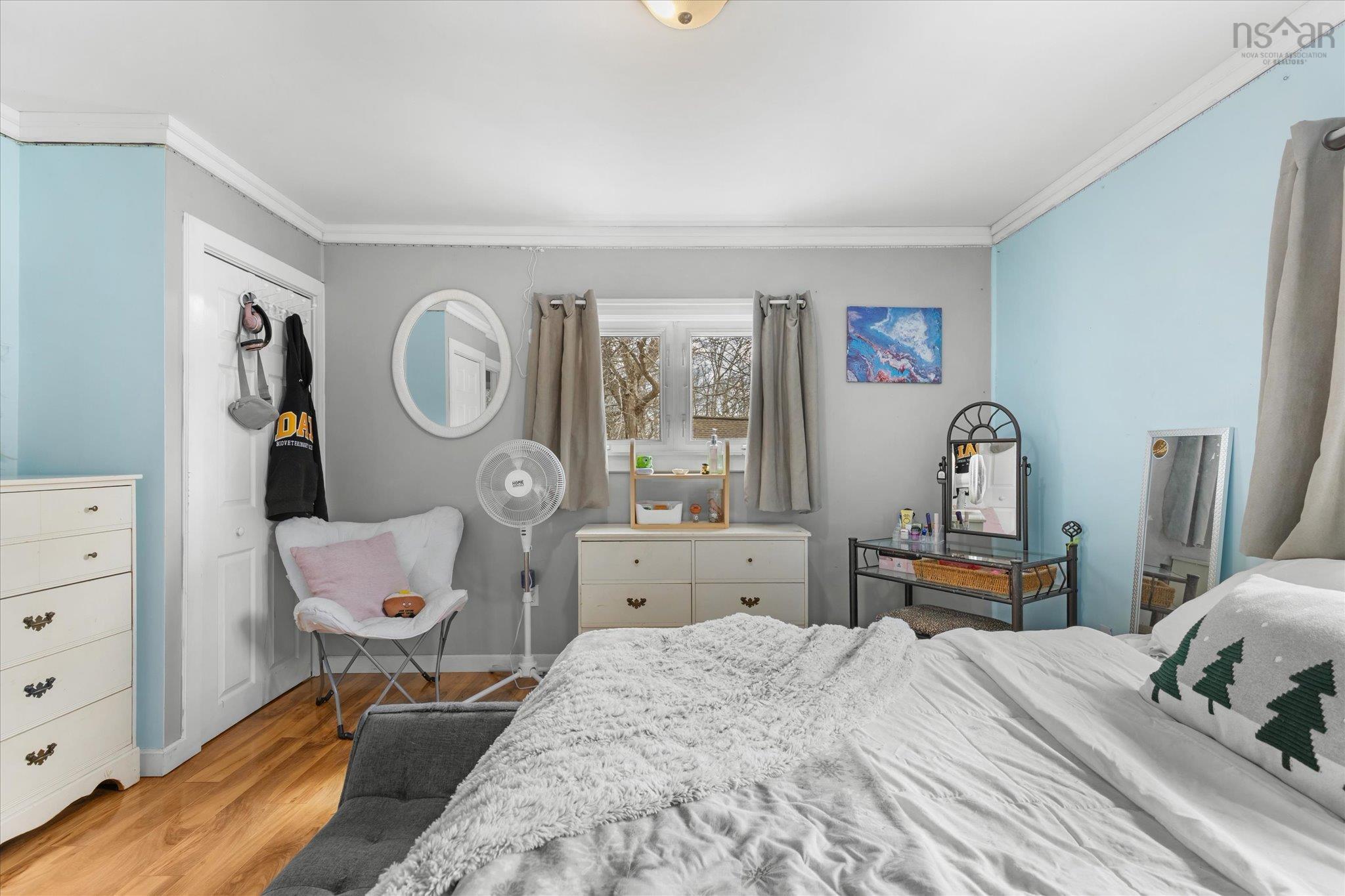 $359,900.00: 34 Ohio Road, Shelburne