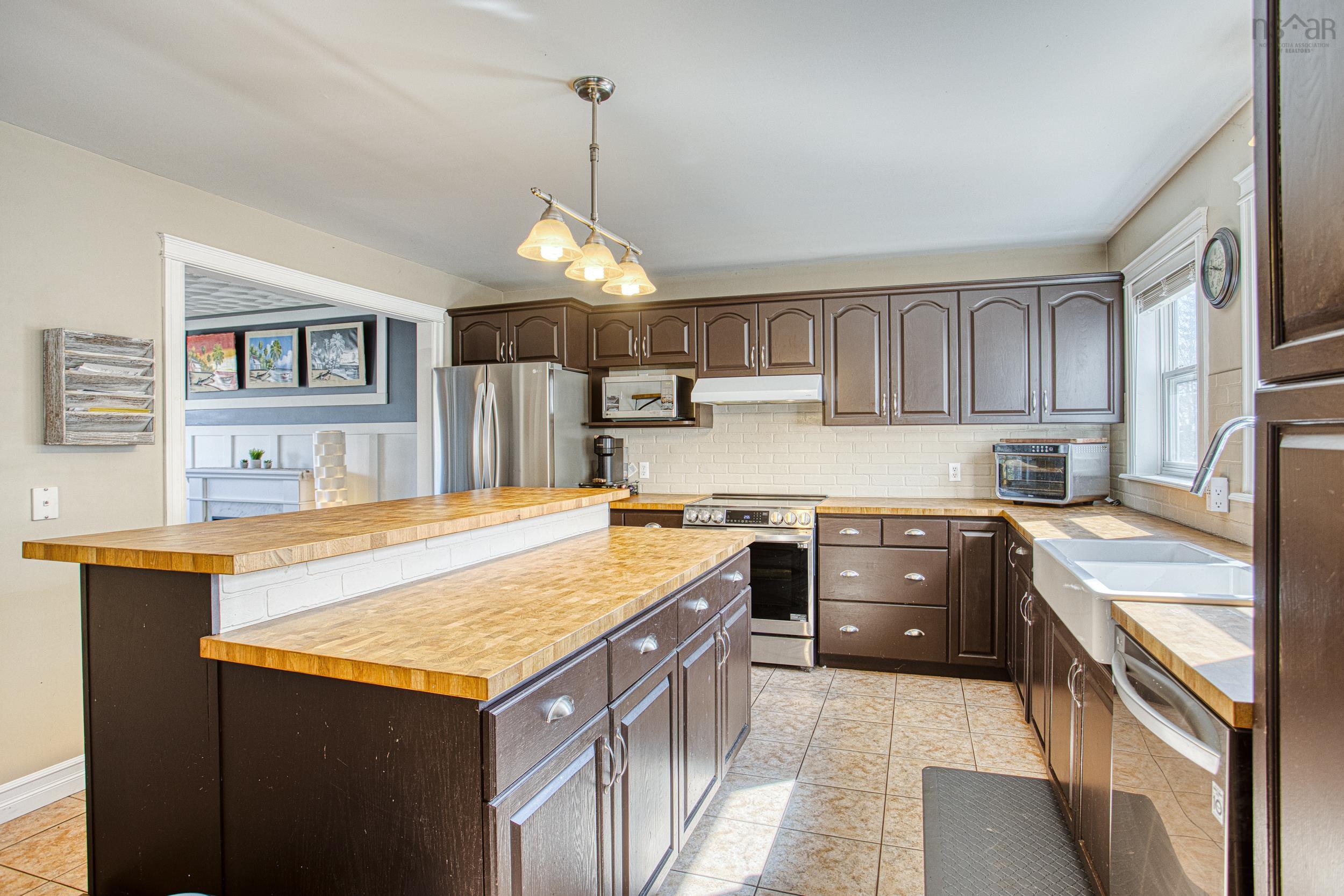 $749,000.00: 477 Preakness Crescent, Fall River