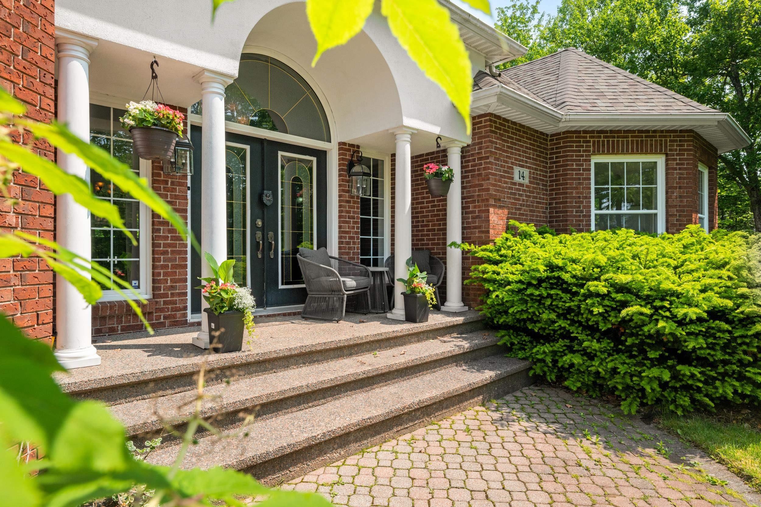 $1,199,900.00: 14 Club House Lane, Hammonds Plains