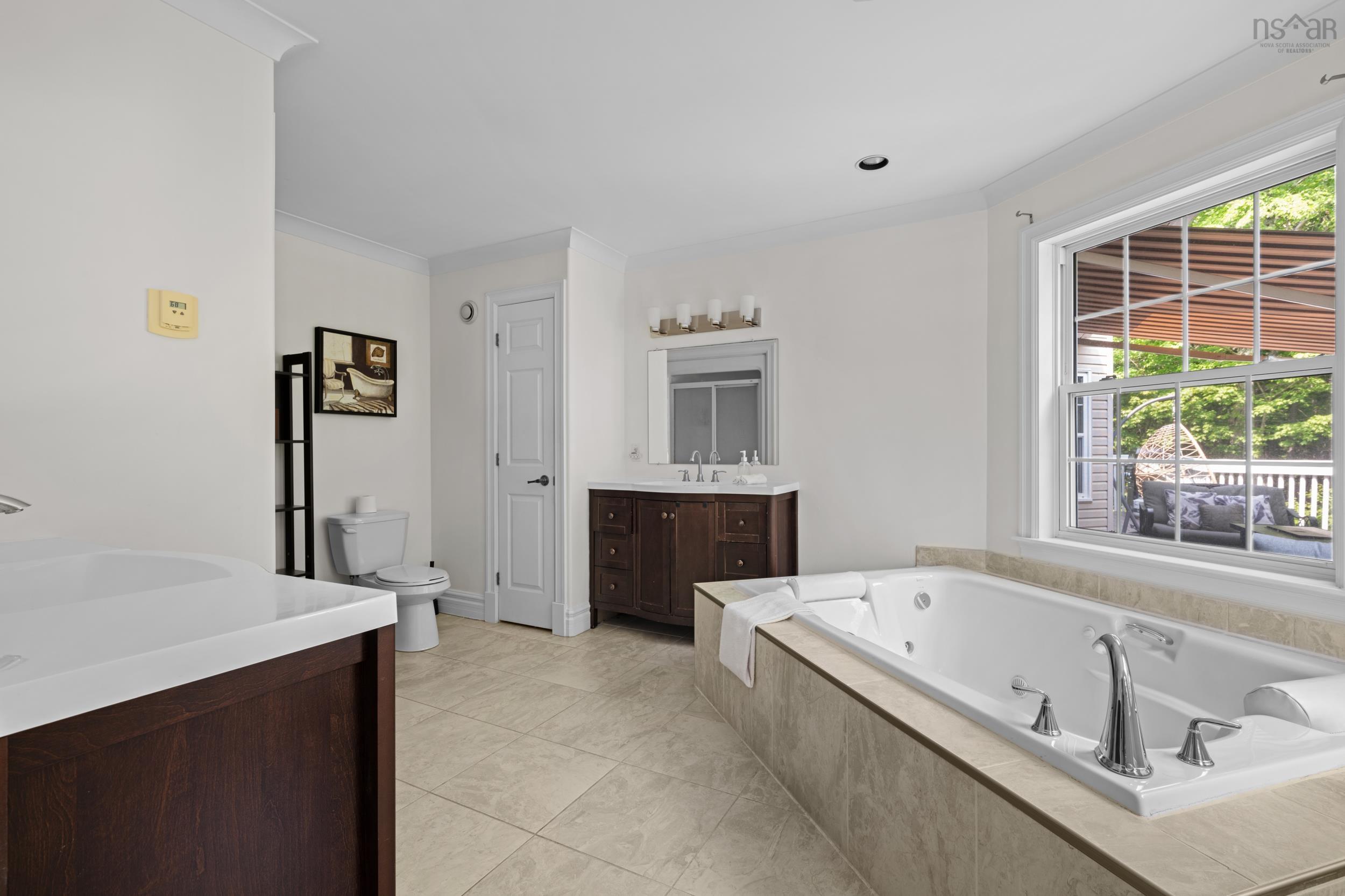 $1,199,900.00: 14 Club House Lane, Hammonds Plains