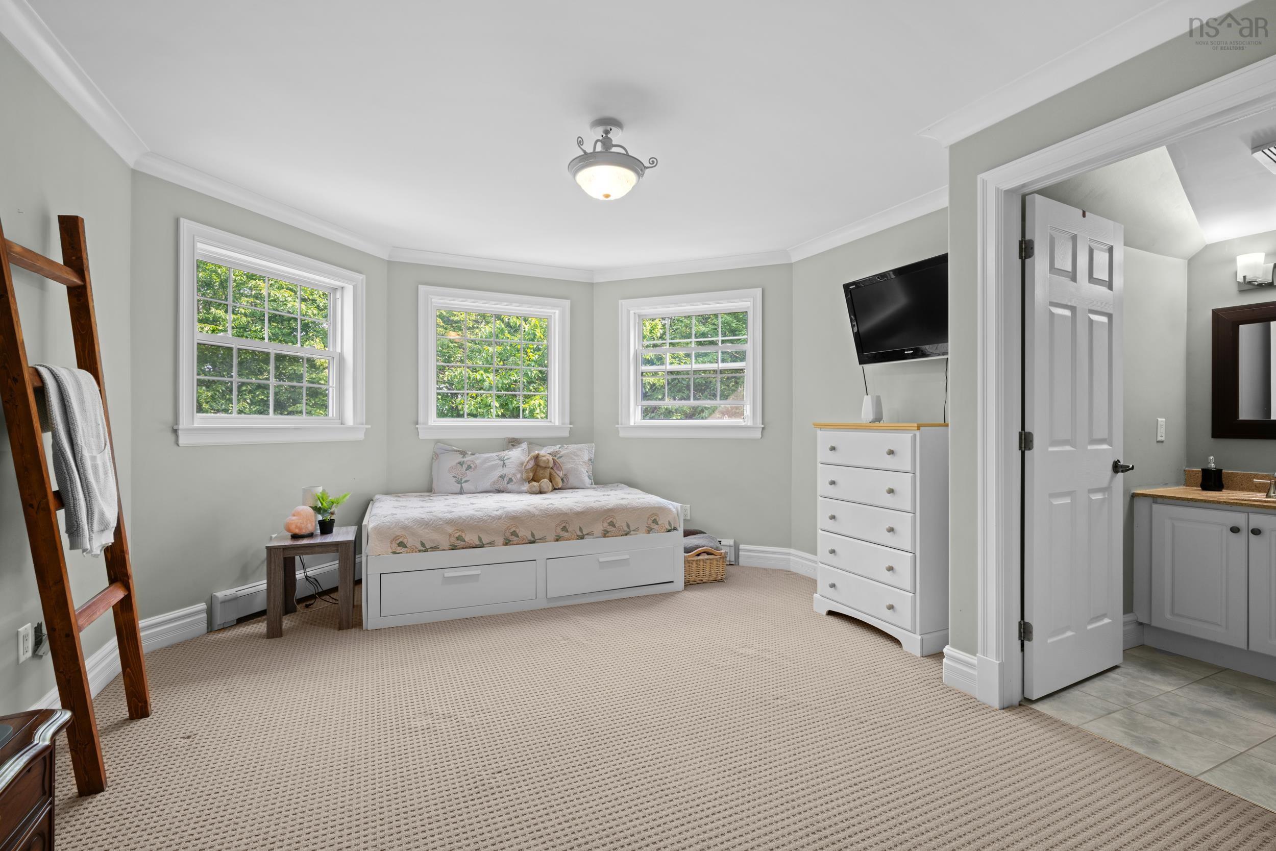 $1,199,900.00: 14 Club House Lane, Hammonds Plains