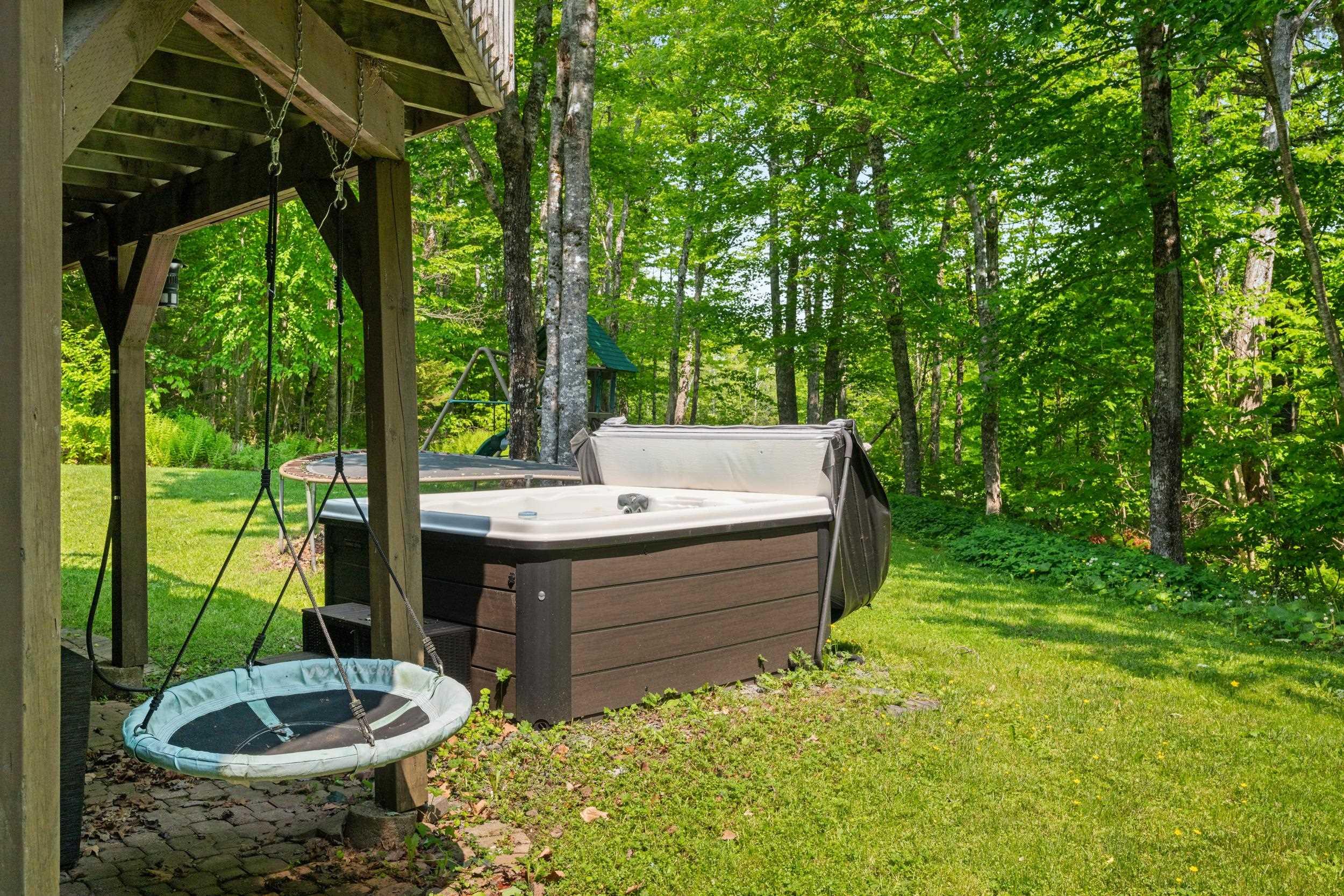 $1,199,900.00: 14 Club House Lane, Hammonds Plains