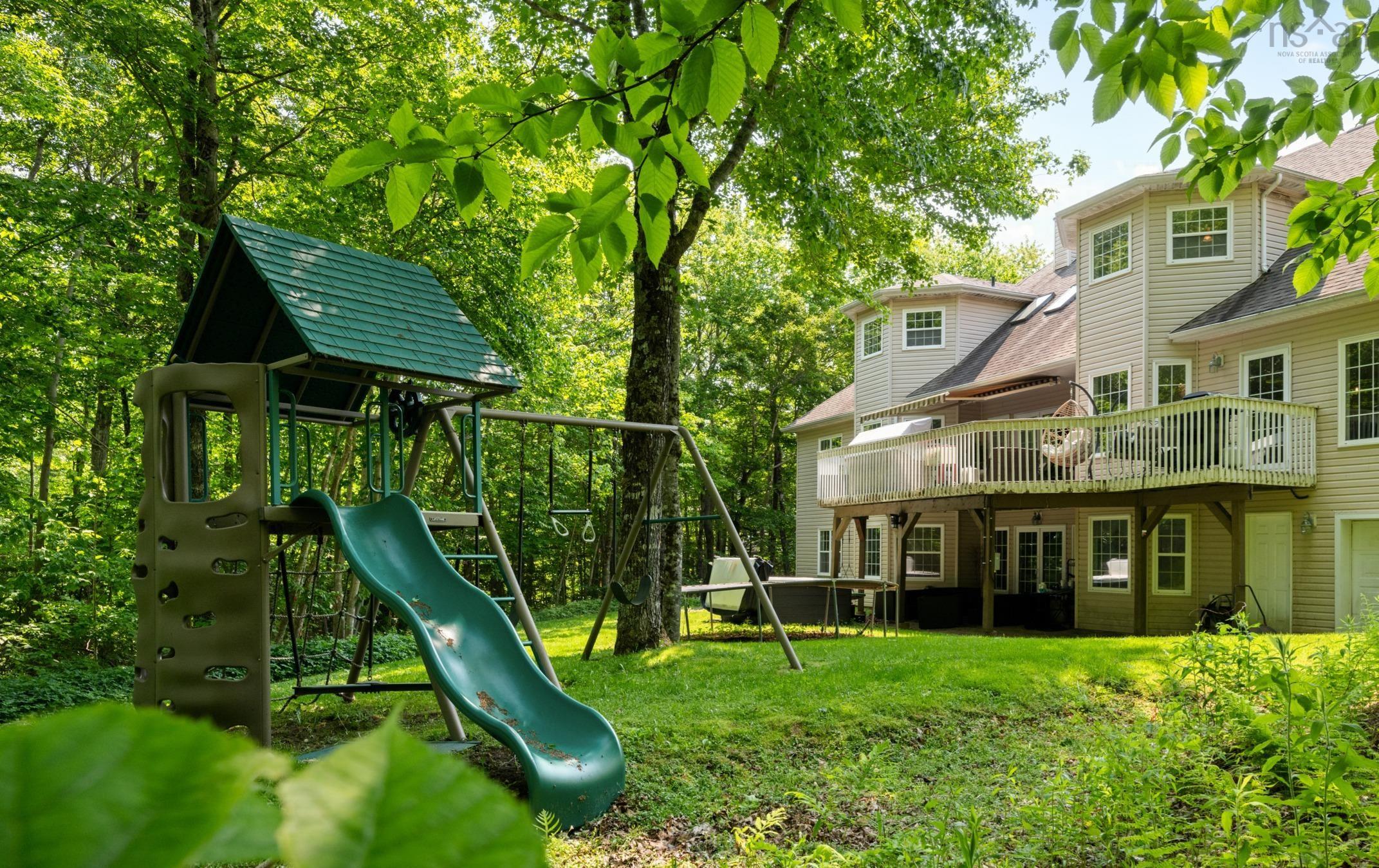 $1,199,900.00: 14 Club House Lane, Hammonds Plains