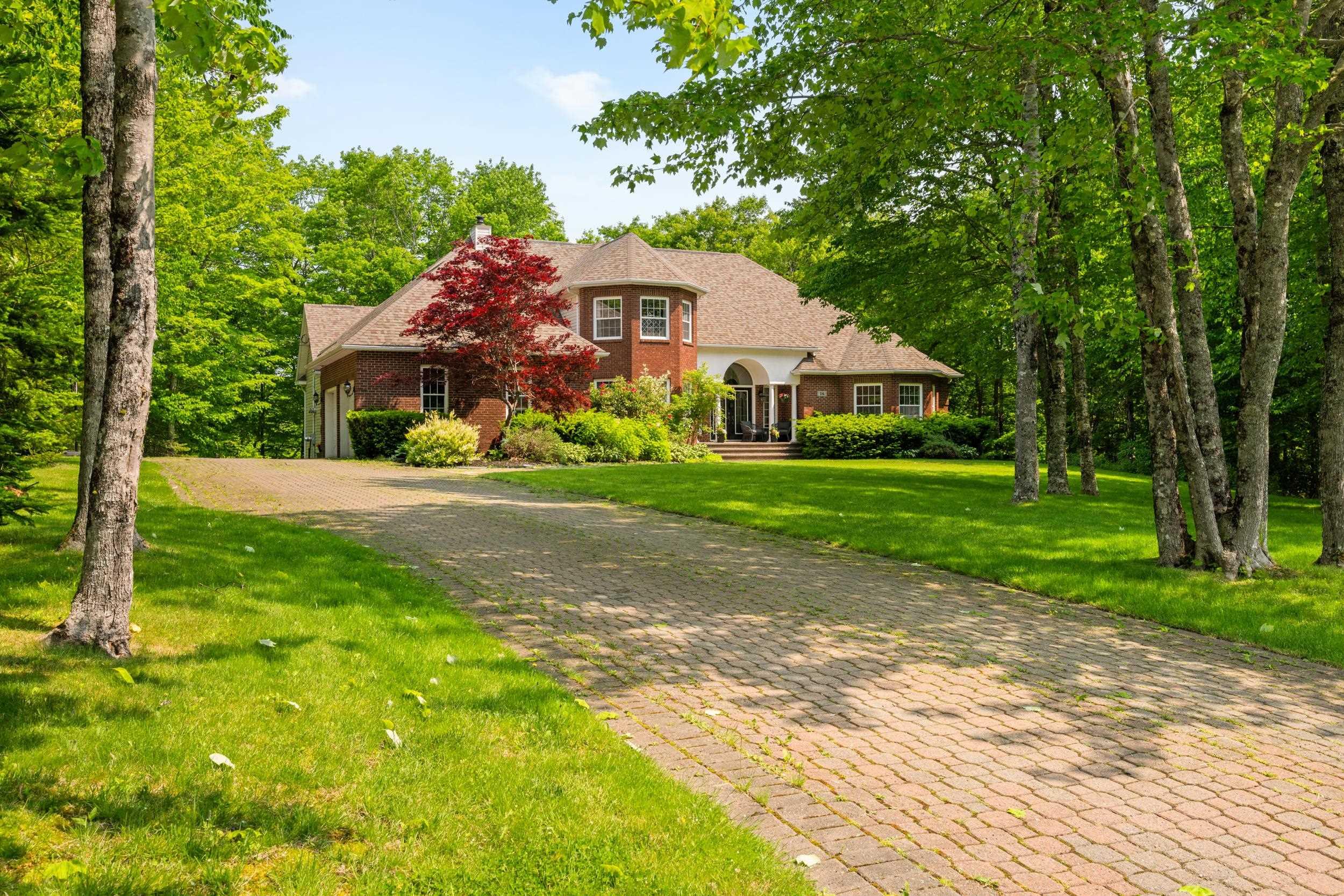 $1,199,900.00: 14 Club House Lane, Hammonds Plains