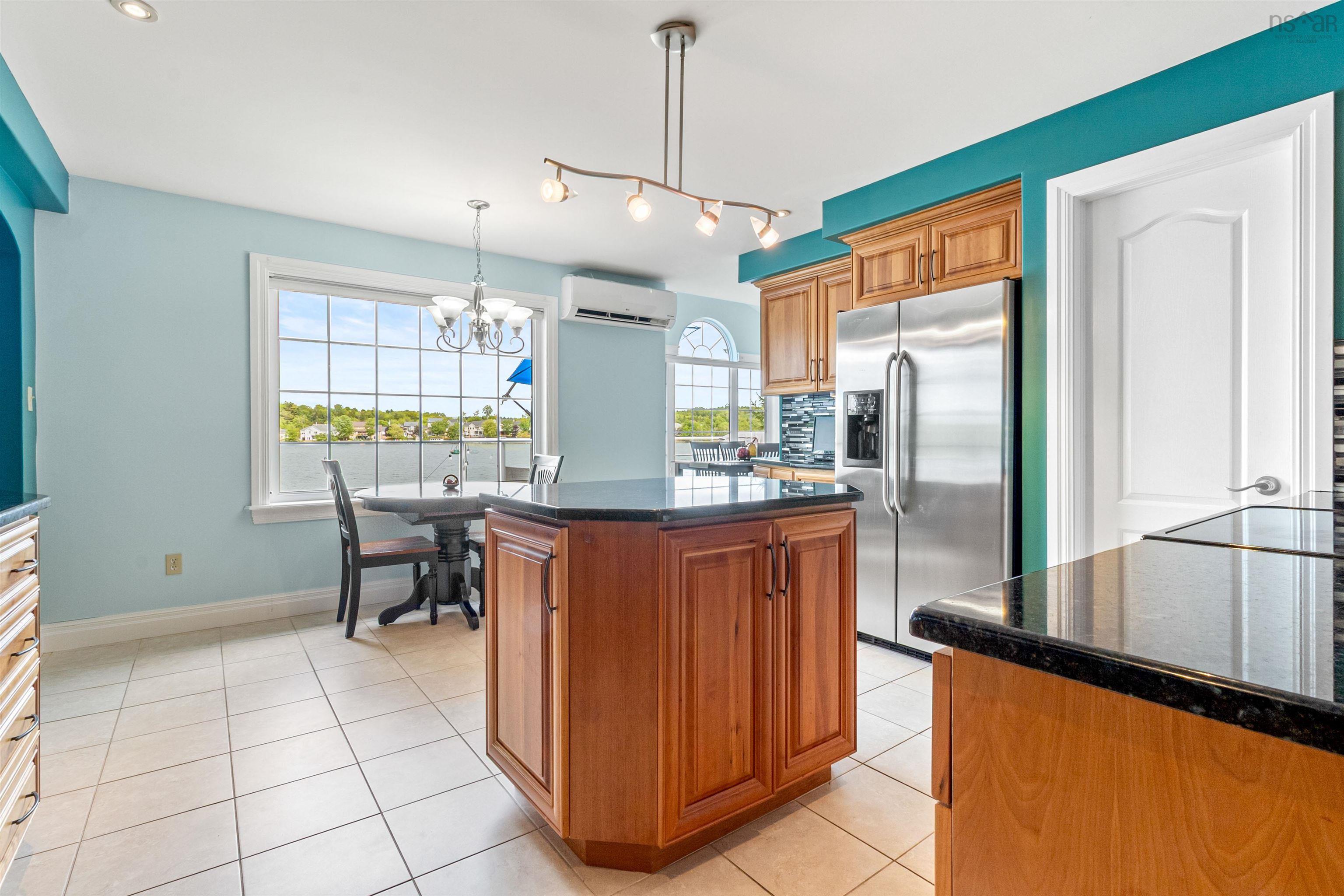 $949,500.00: 385 Lakeview Avenue, Middle Sackville