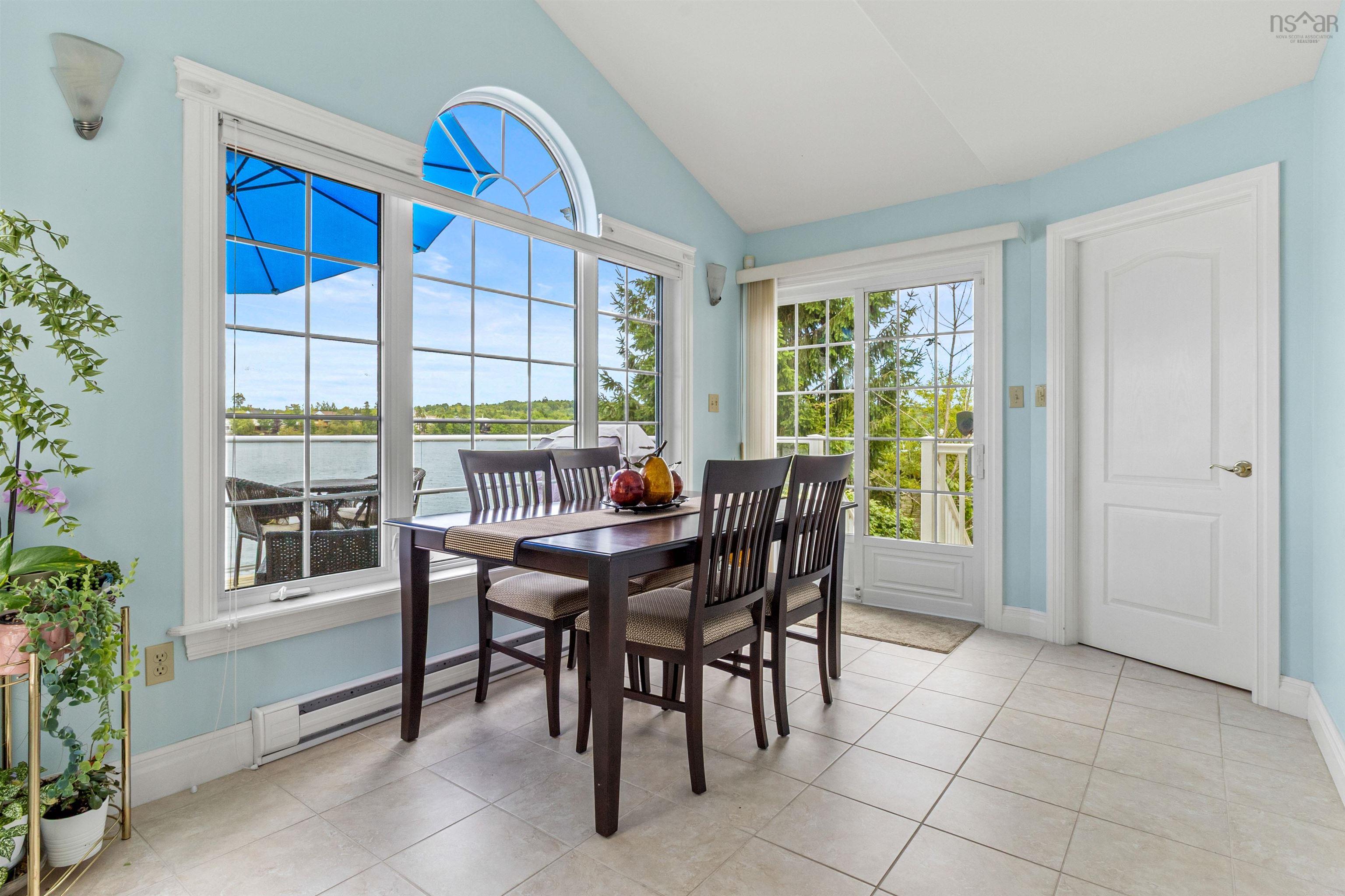 $949,500.00: 385 Lakeview Avenue, Middle Sackville