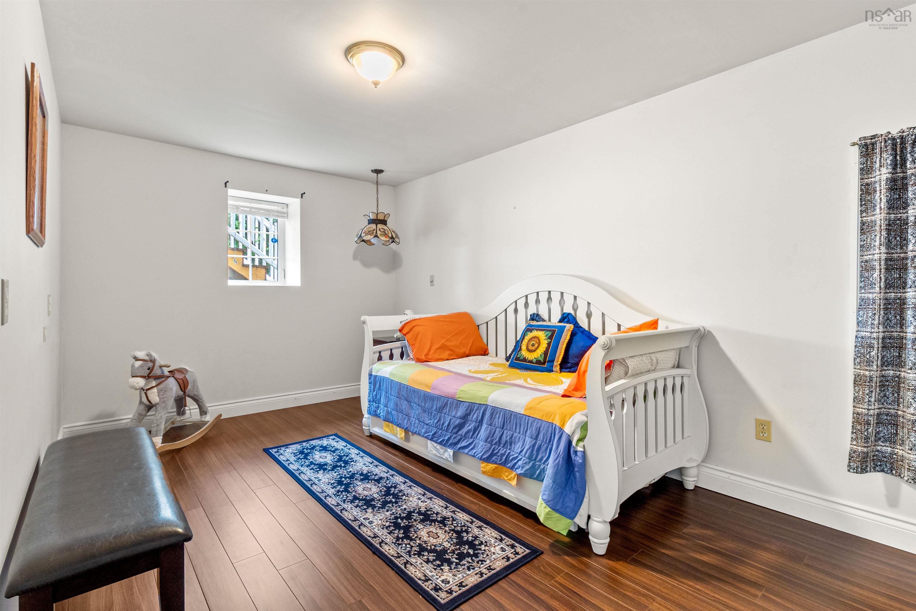 $949,500.00: 385 Lakeview Avenue, Middle Sackville