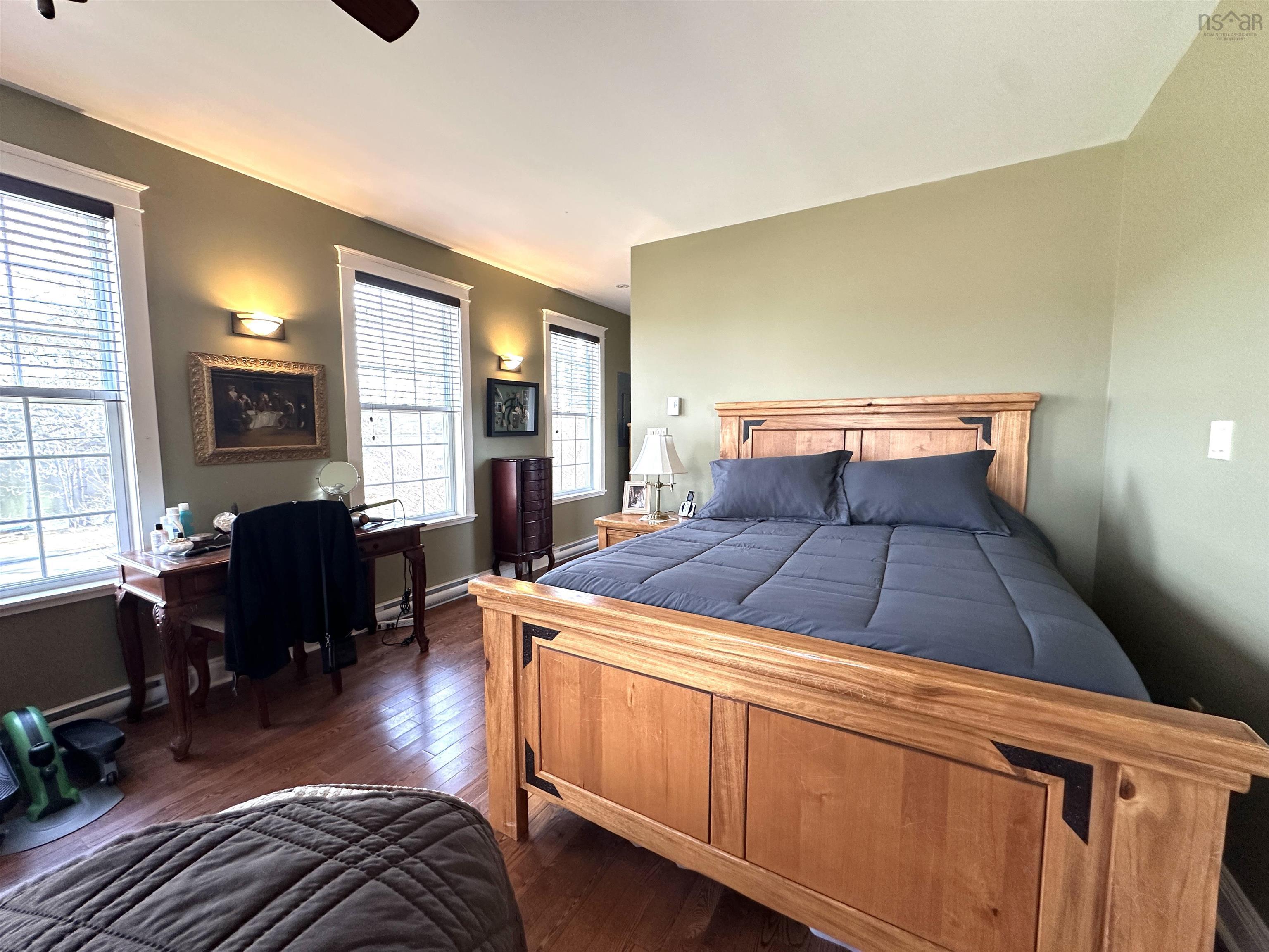 $374,900.00: 86 West Street, Milton