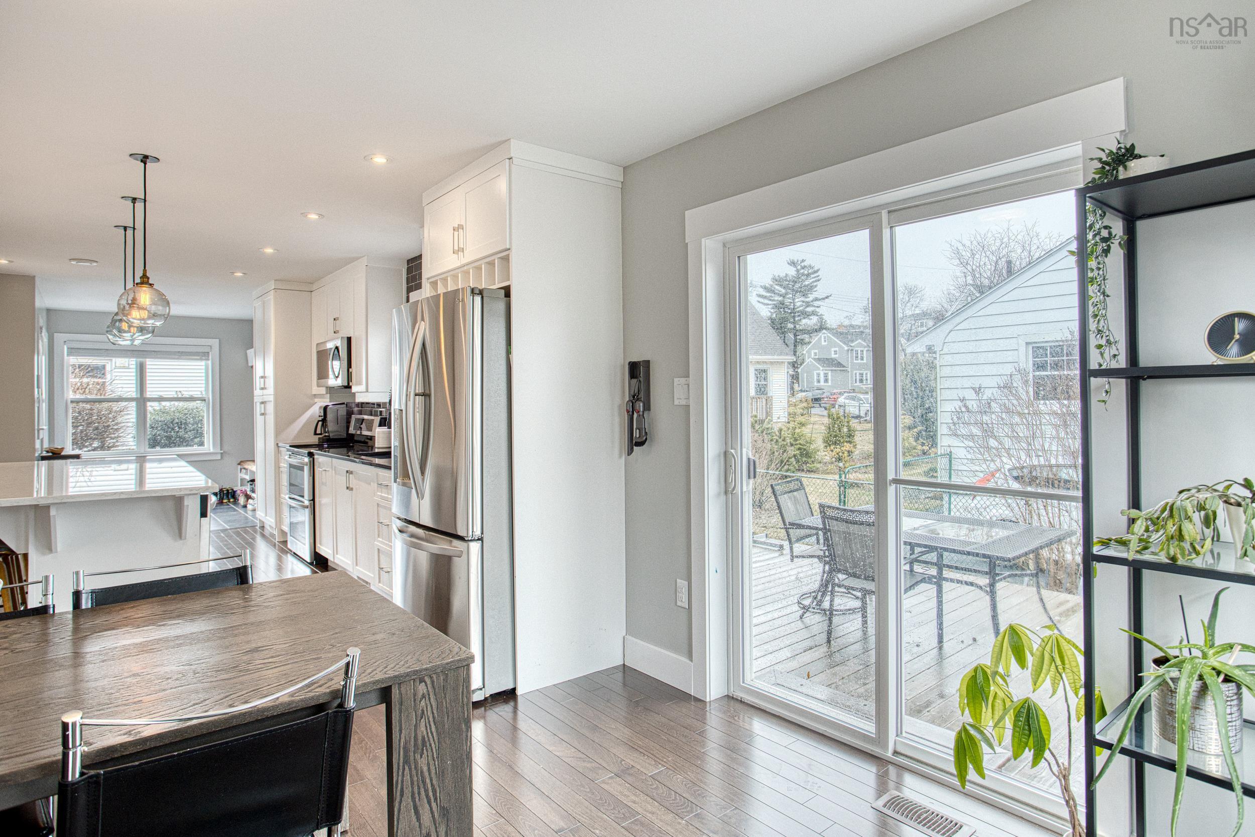 $869,000.00: 3198 Ashburn Avenue, Halifax