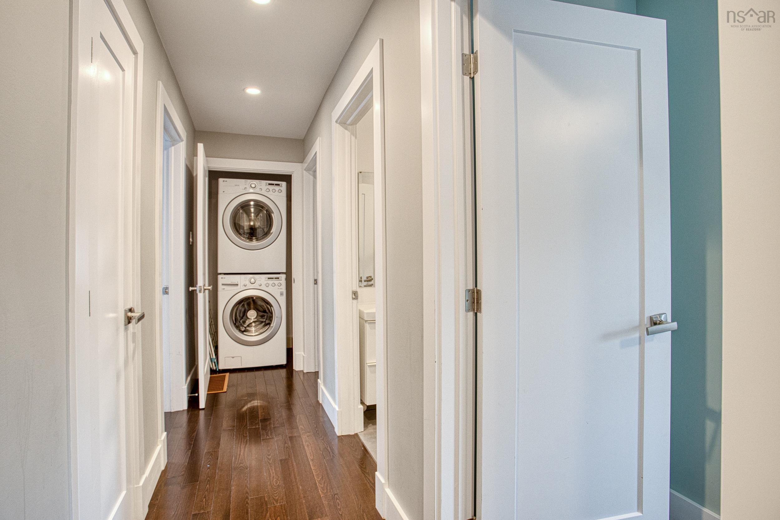 $869,000.00: 3198 Ashburn Avenue, Halifax