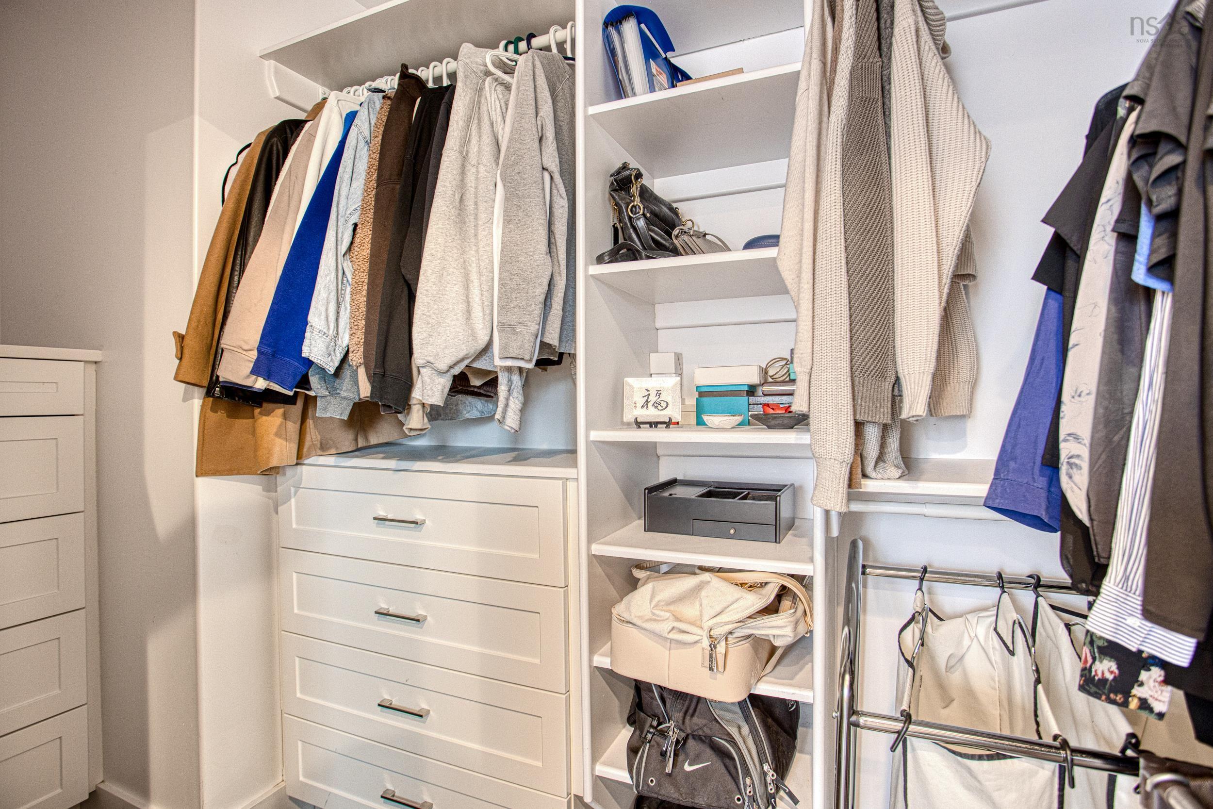 $869,000.00: 3198 Ashburn Avenue, Halifax