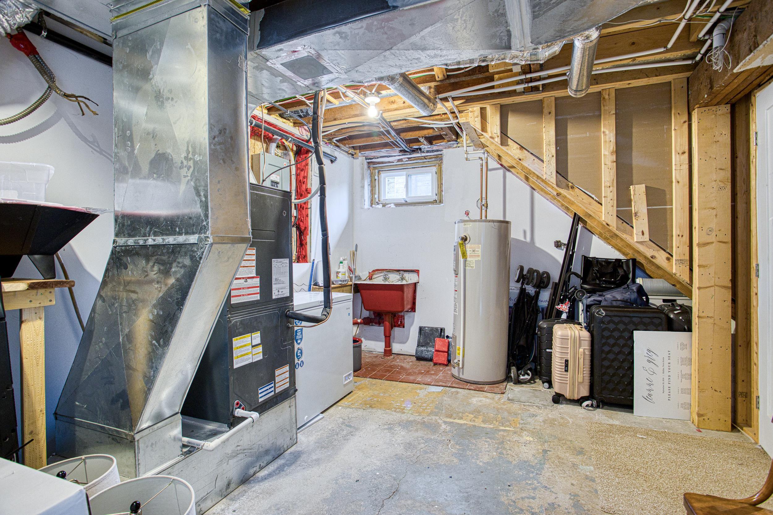 $869,000.00: 3198 Ashburn Avenue, Halifax