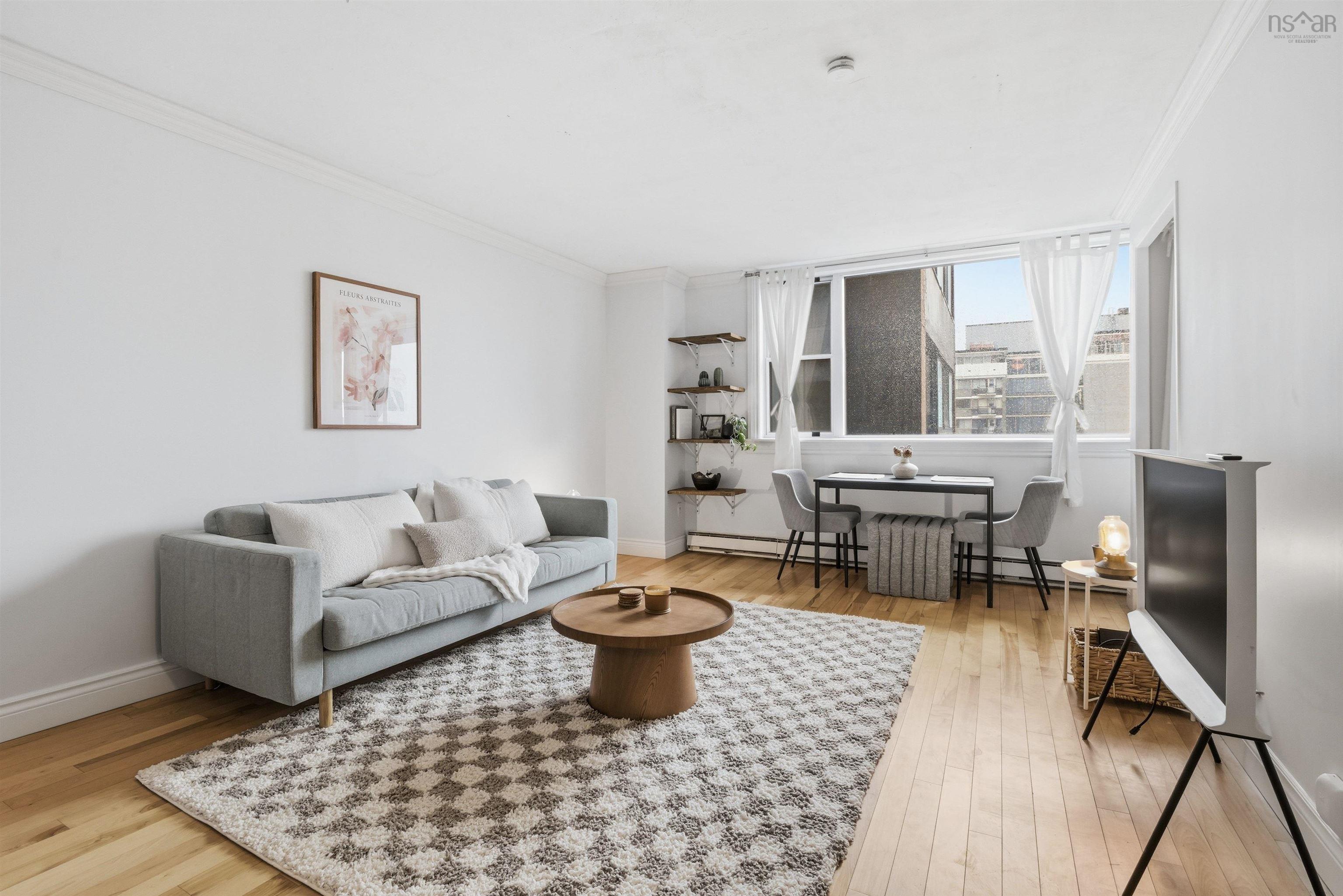 $315,000.00: 806 5959 Spring Garden Road, Halifax