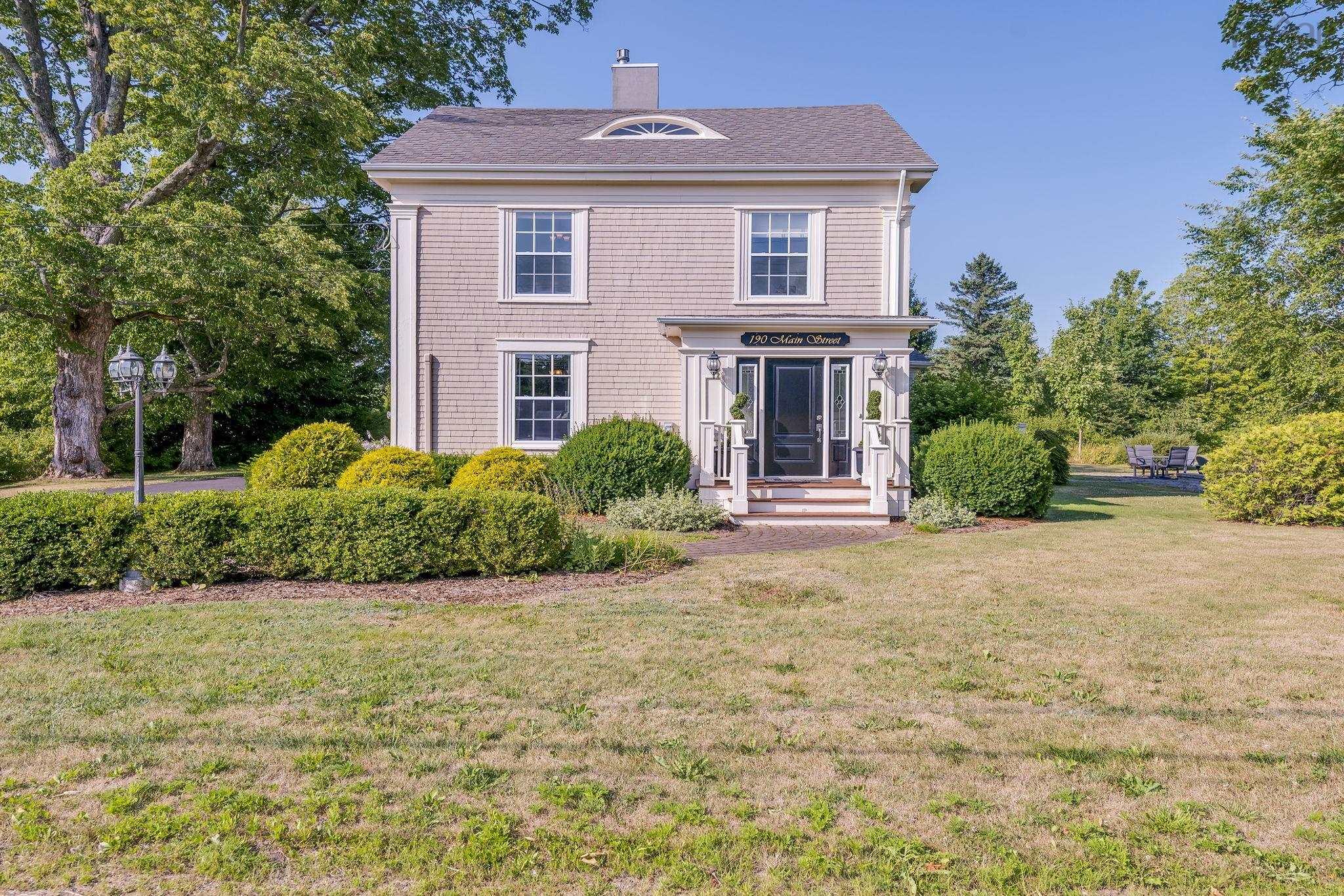 $679,999.00: 190 Main Street, Berwick