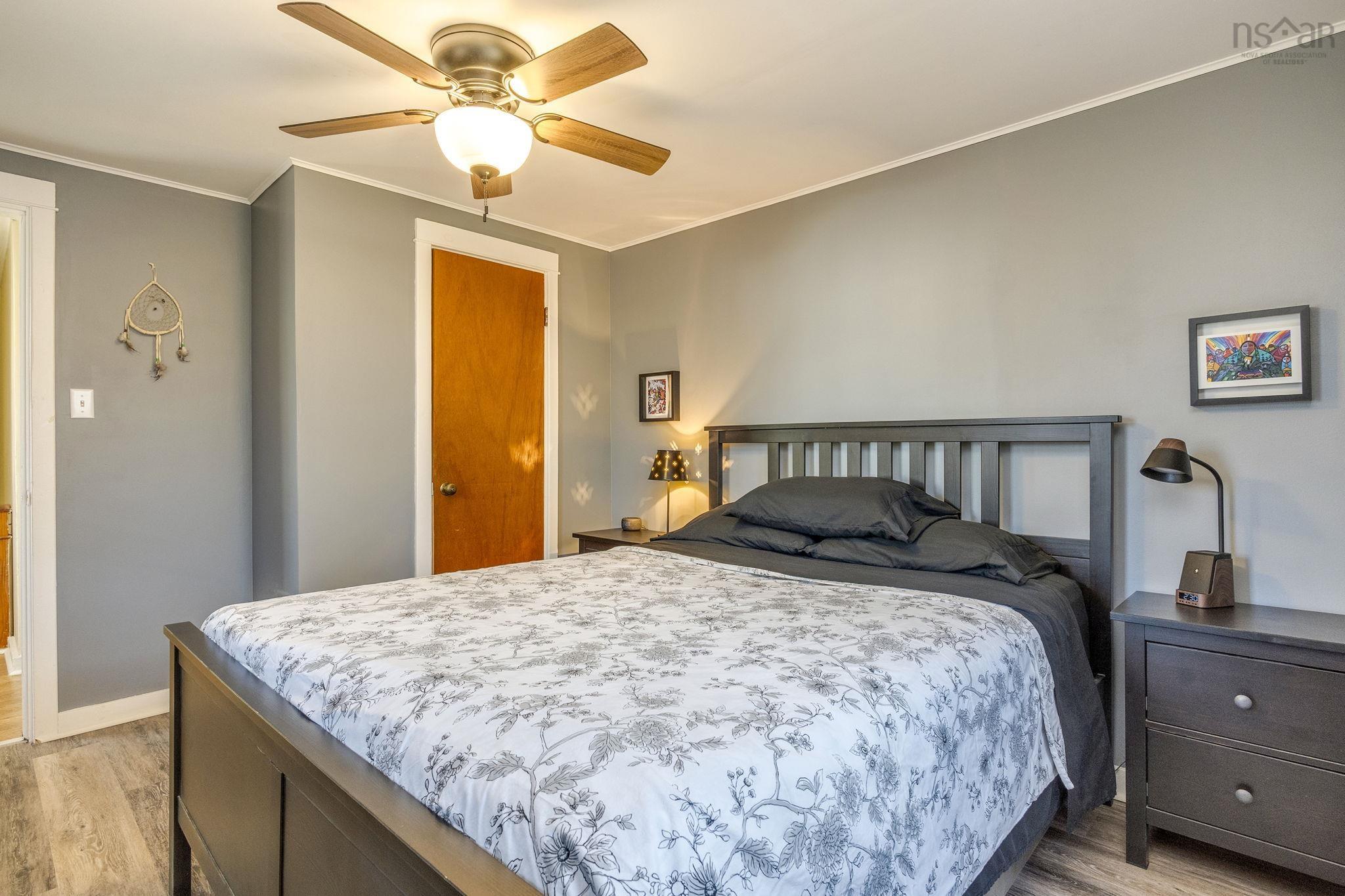 $345,000.00: 35 Pleasant Street, Melvern Square