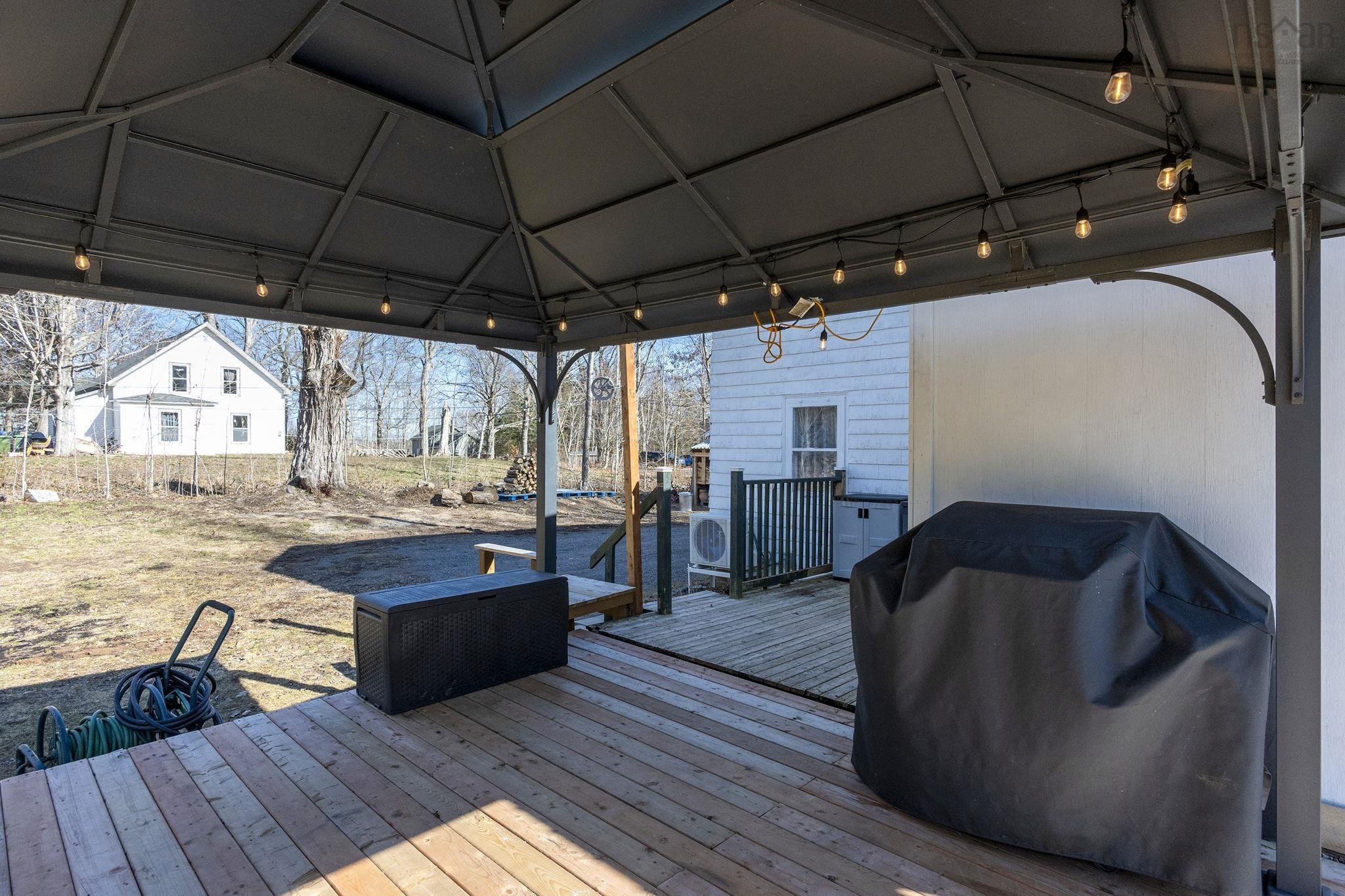 $345,000.00: 35 Pleasant Street, Melvern Square