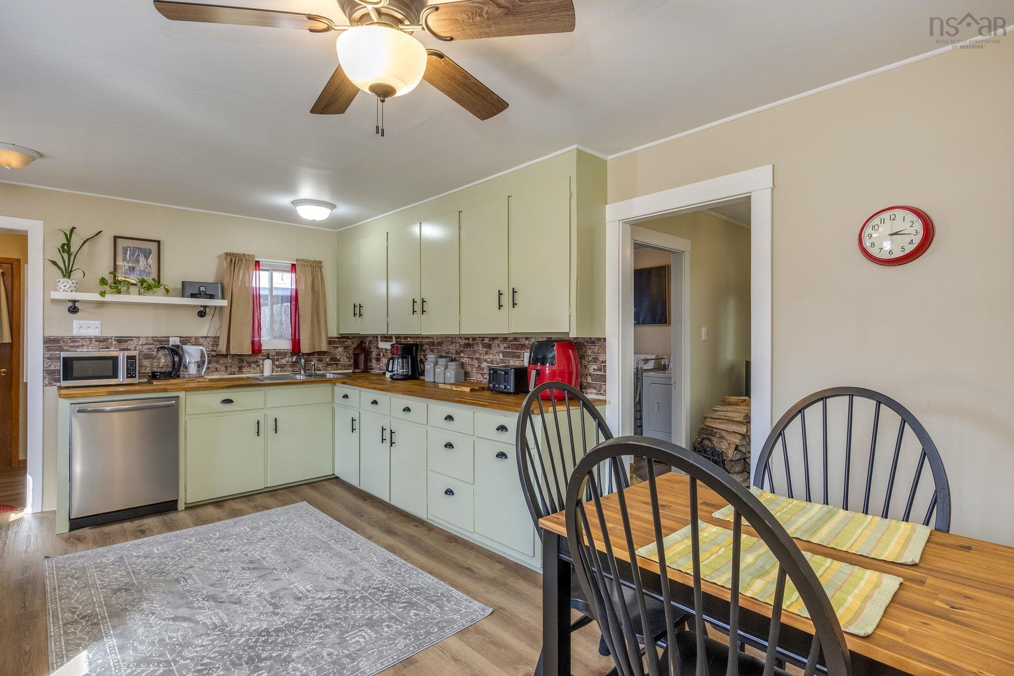 $345,000.00: 35 Pleasant Street, Melvern Square