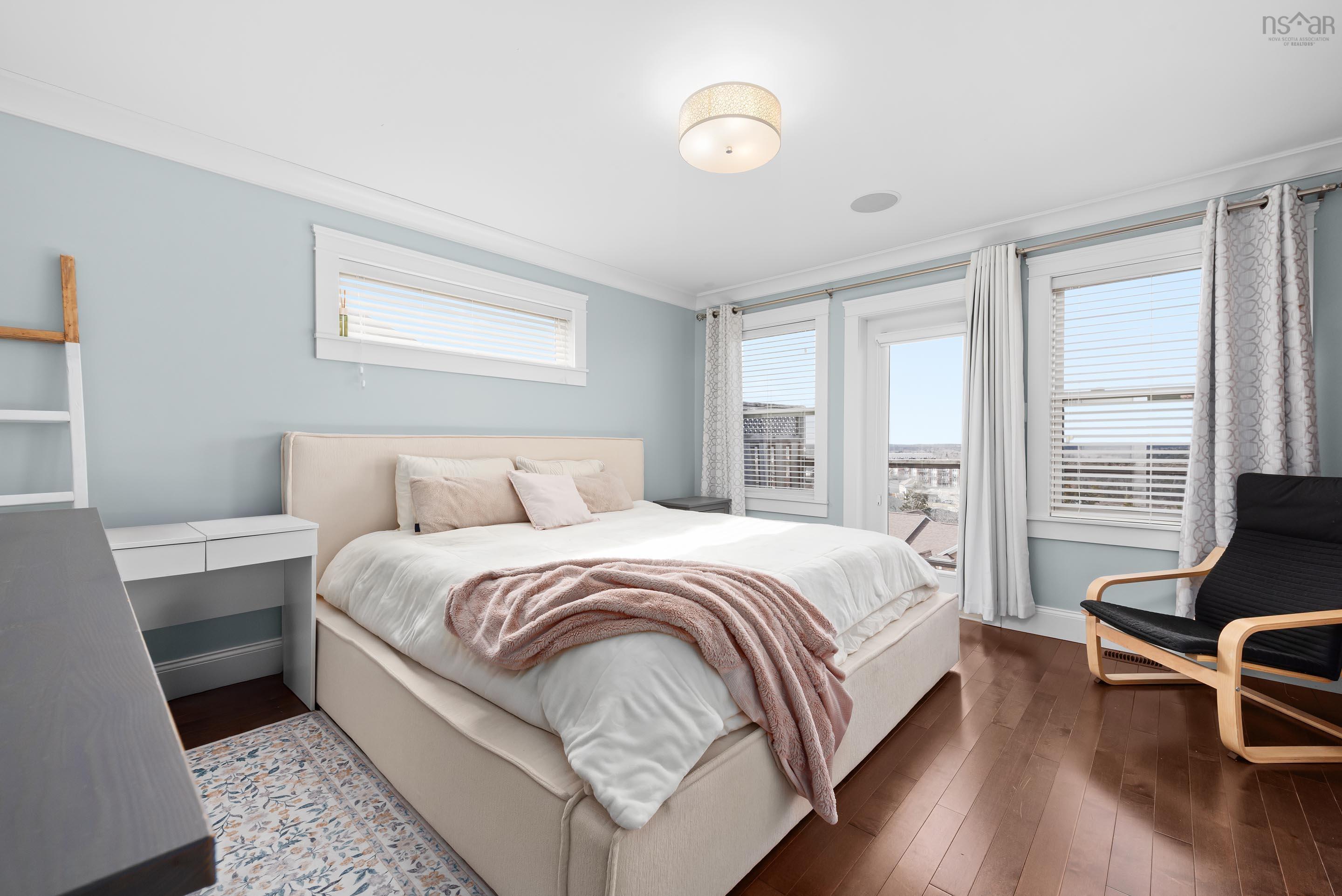 $634,900.00: 135 Maple Grove Avenue, Timberlea