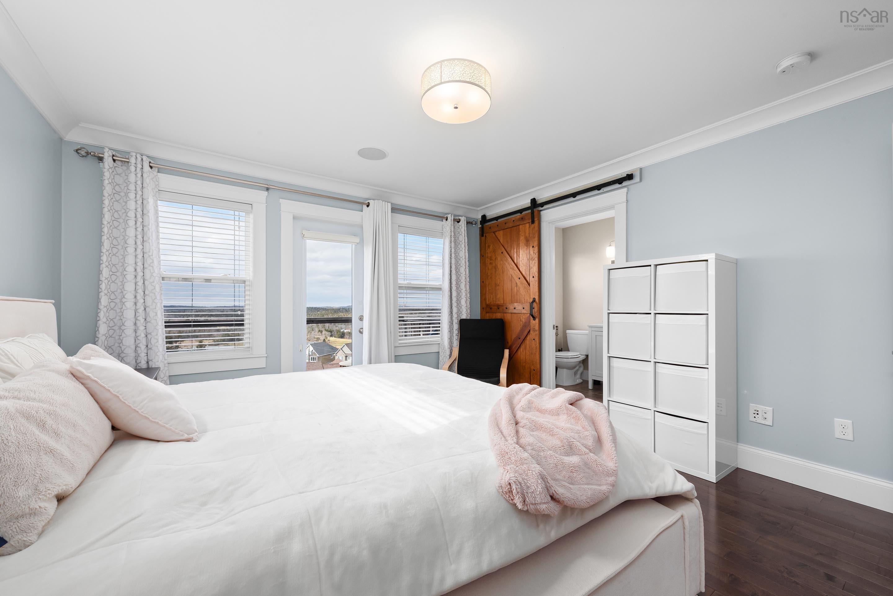 $634,900.00: 135 Maple Grove Avenue, Timberlea