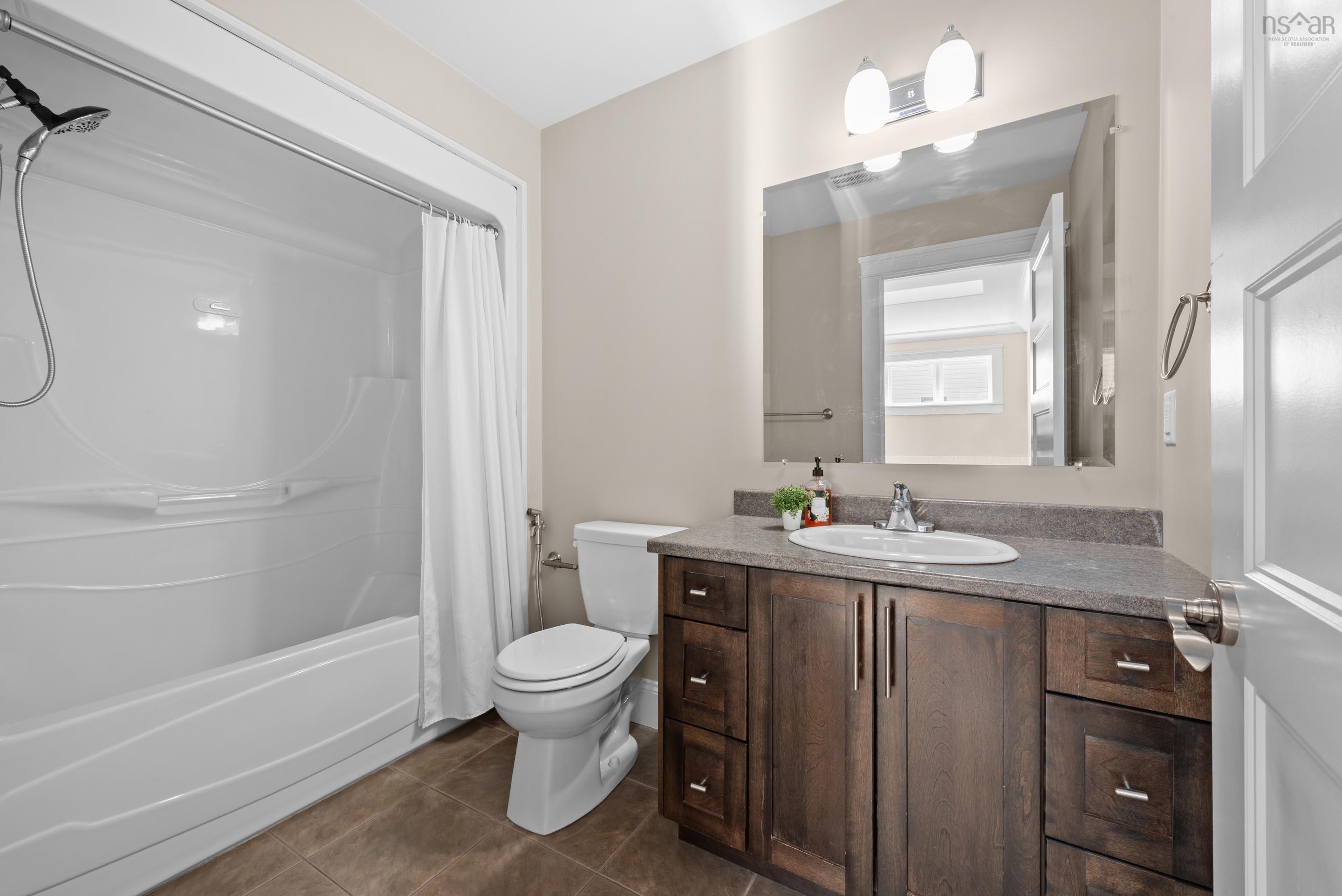 $634,900.00: 135 Maple Grove Avenue, Timberlea