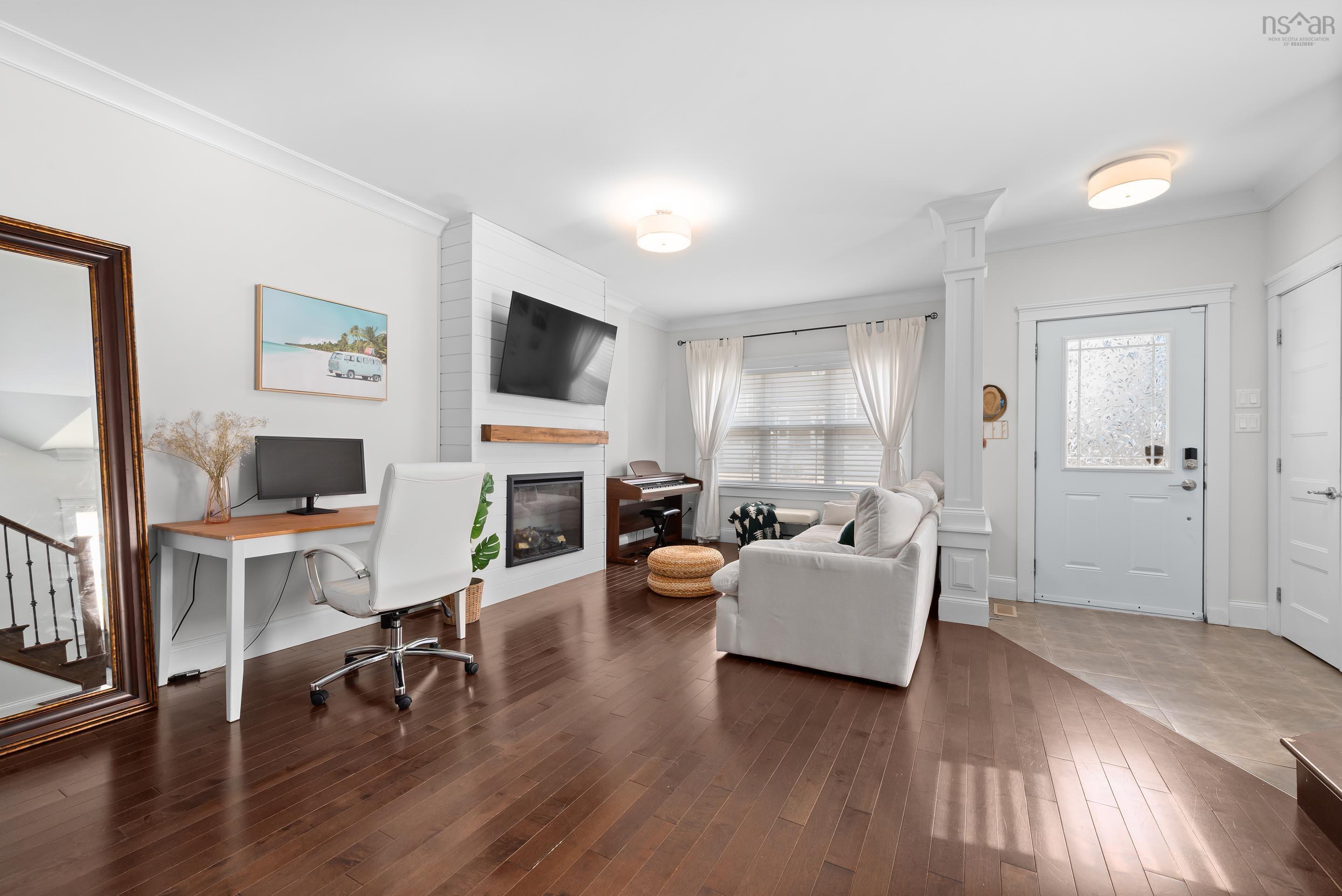 $634,900.00: 135 Maple Grove Avenue, Timberlea