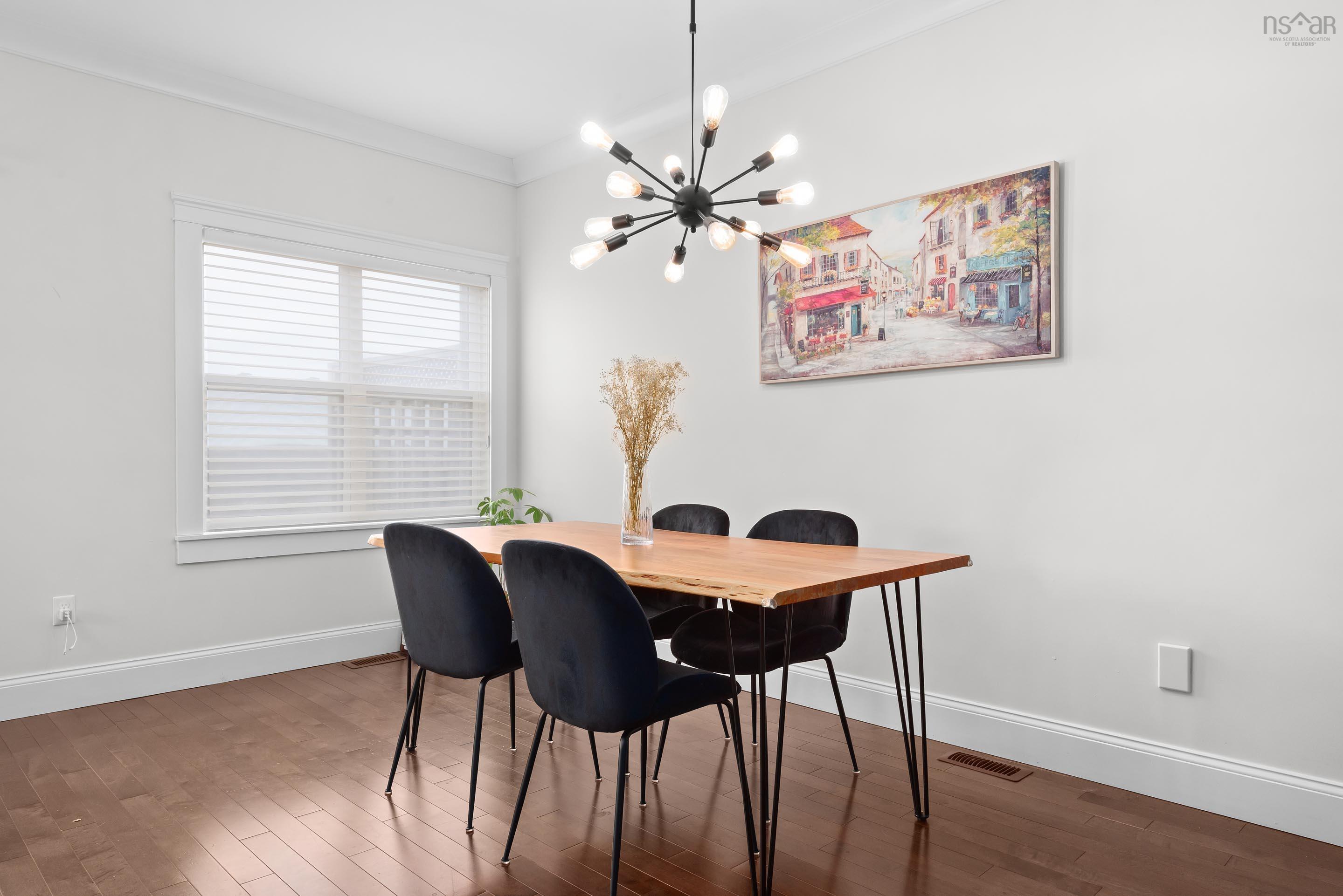 $634,900.00: 135 Maple Grove Avenue, Timberlea