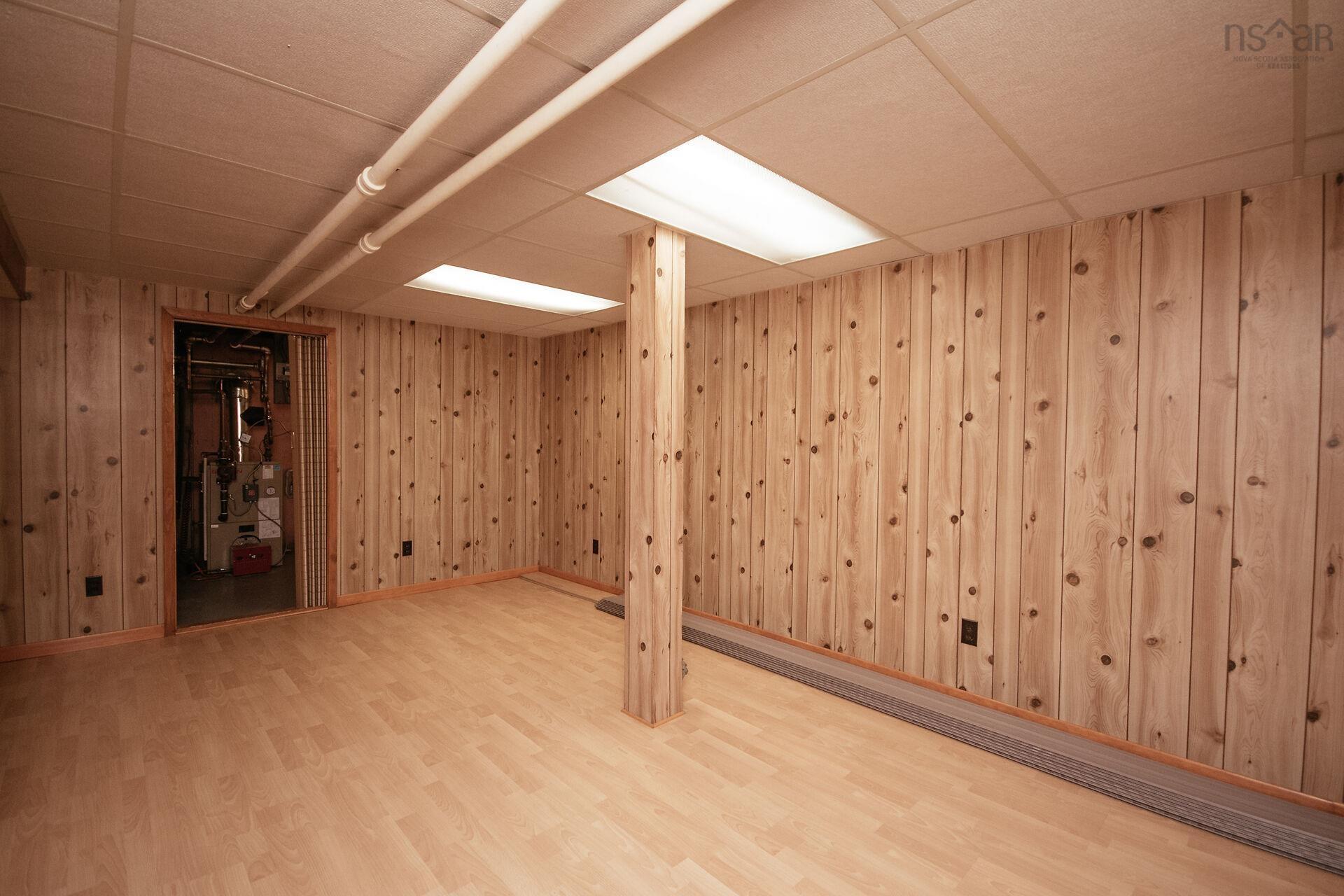 $698,000.00: 2879 RALPH DEVLIN Drive, Halifax