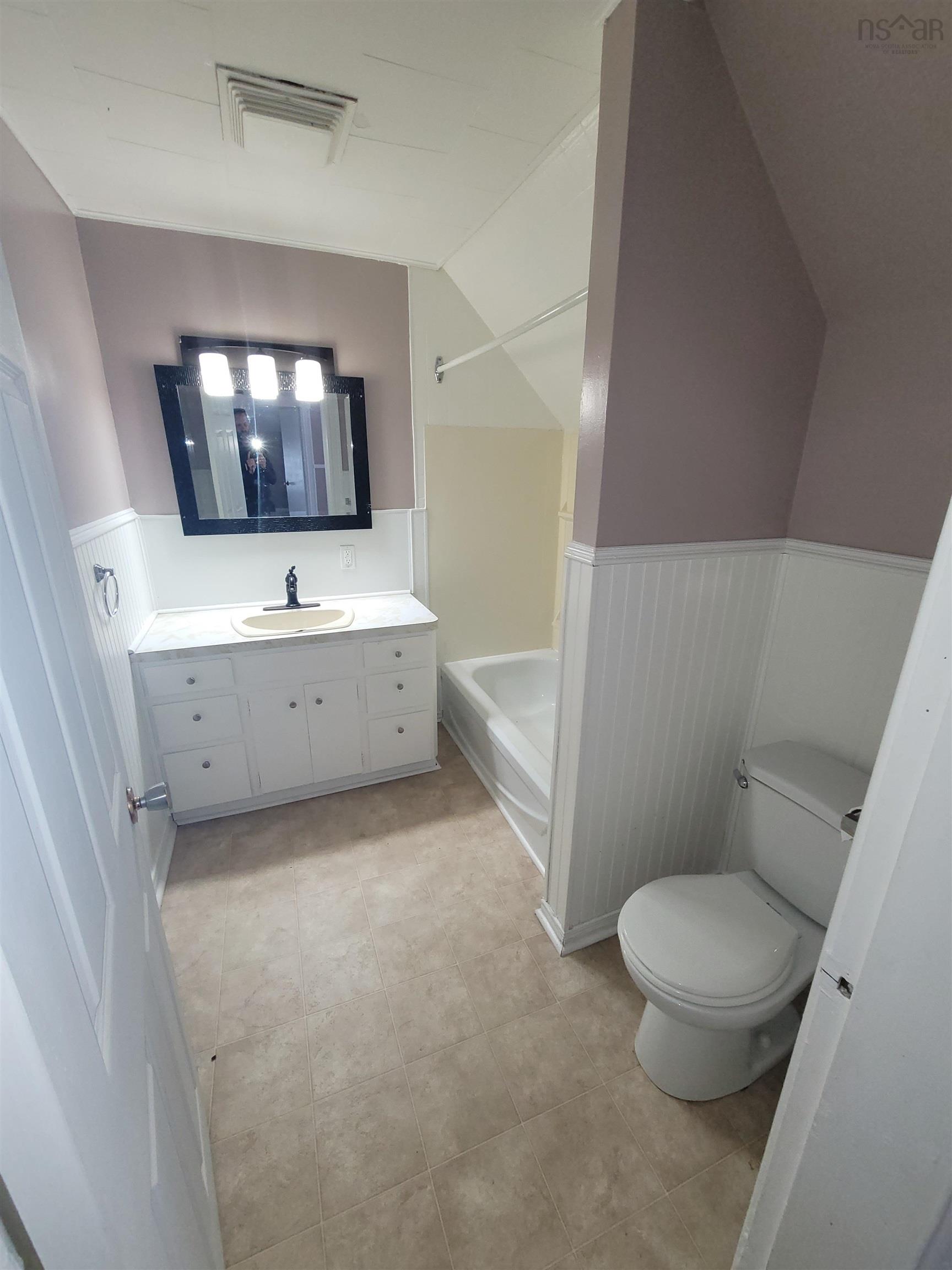 $210,000.00: 161 Dorchester Street, Sydney