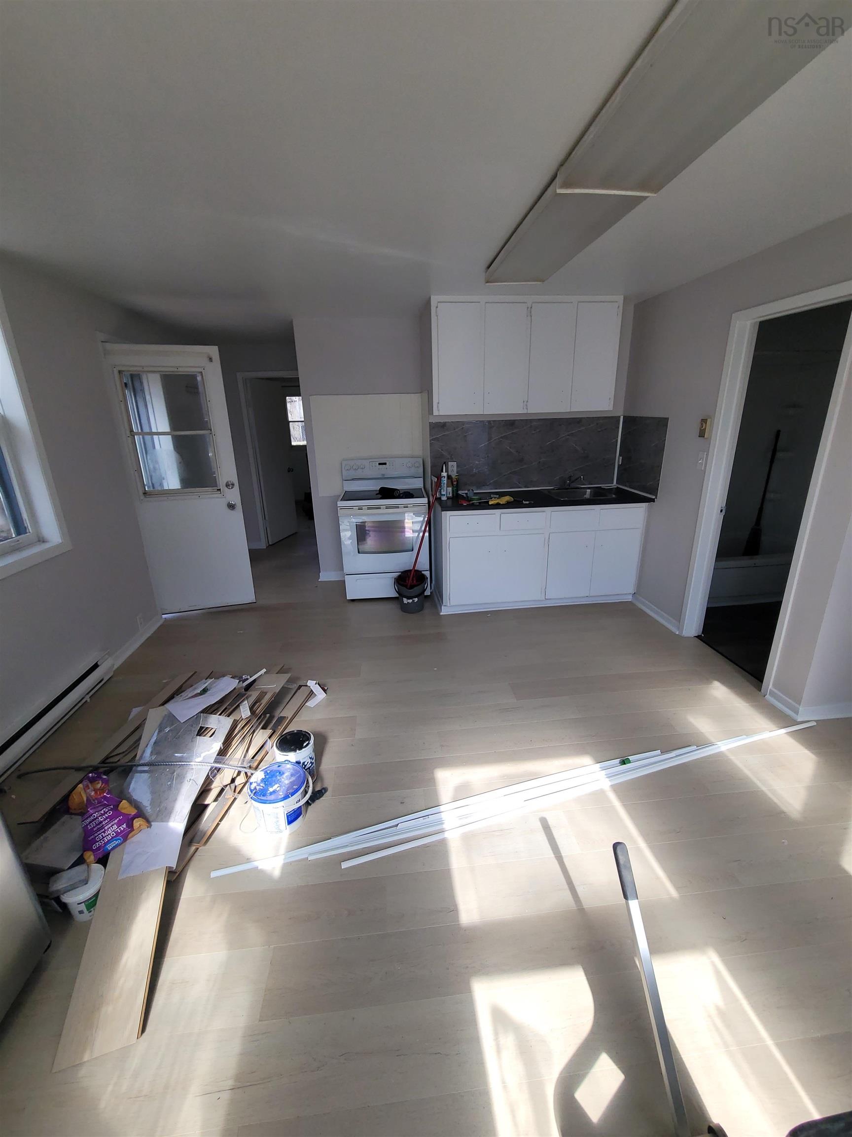 $210,000.00: 161 Dorchester Street, Sydney