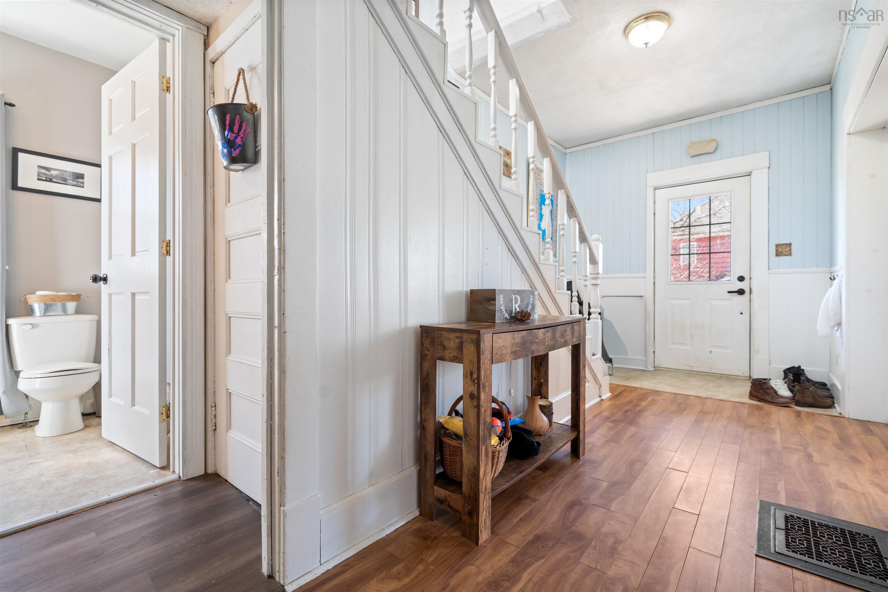 $249,900.00: 2 Davison Street, Amherst