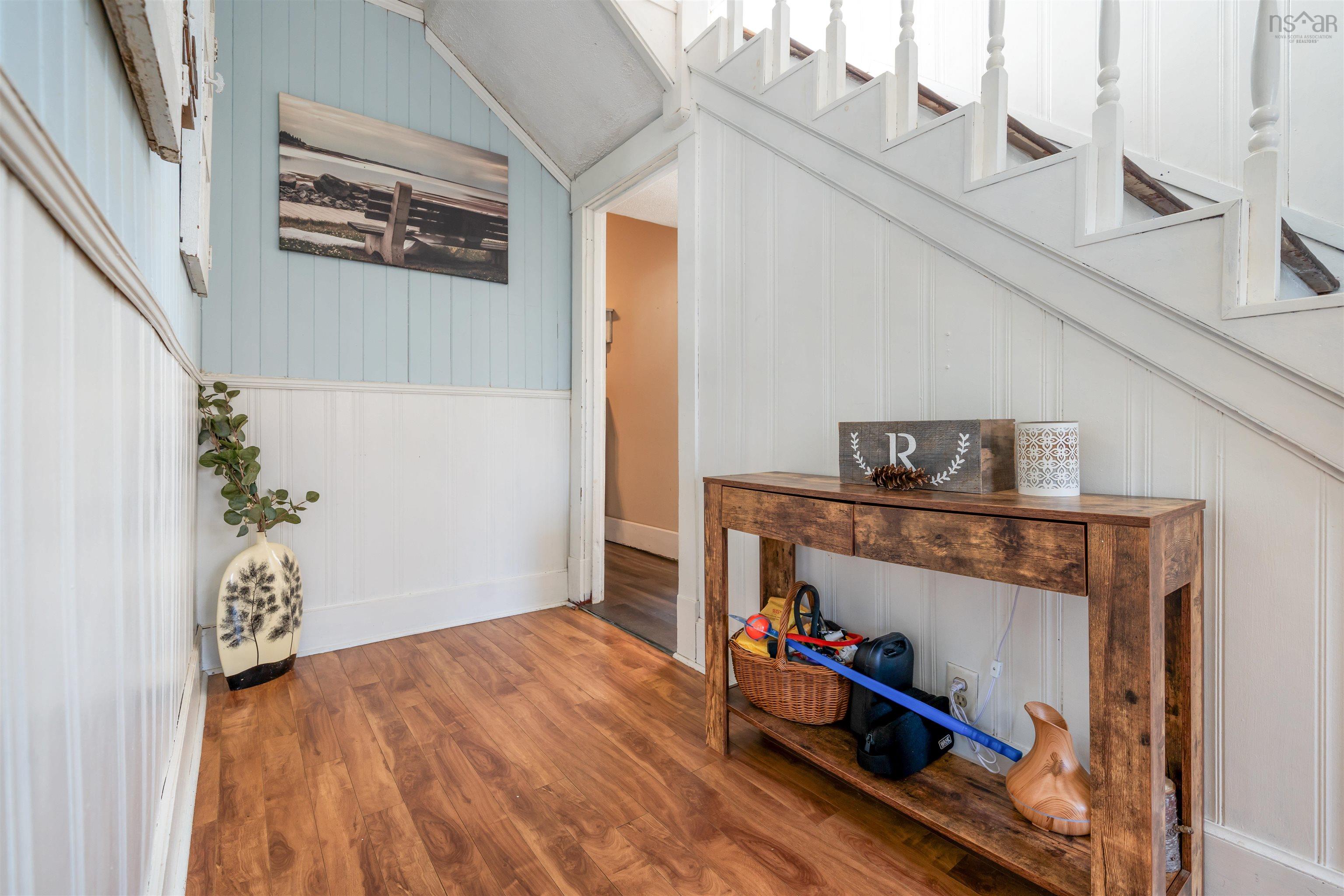 $249,900.00: 2 Davison Street, Amherst