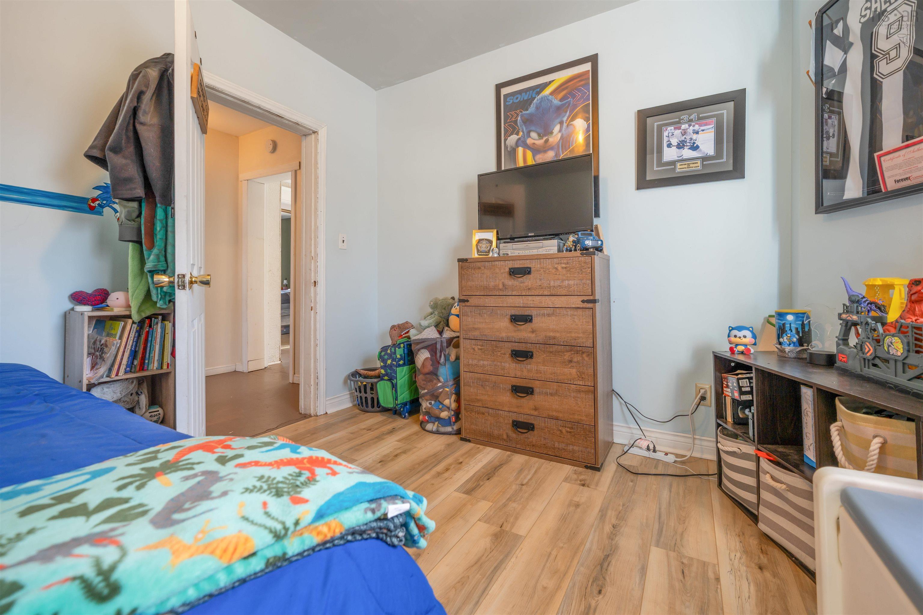 $249,900.00: 2 Davison Street, Amherst