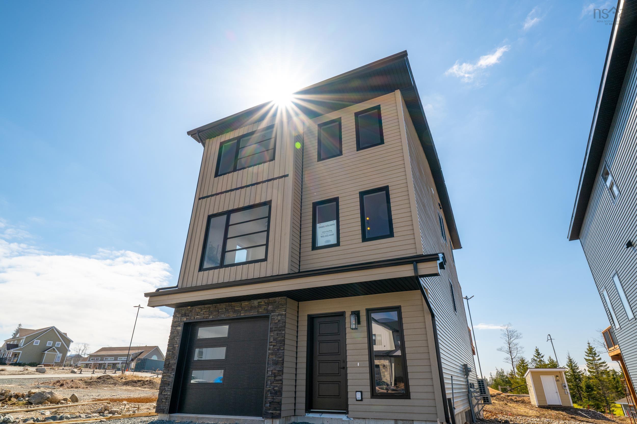 $899,900.00: 140 Brunello Boulevard, Timberlea