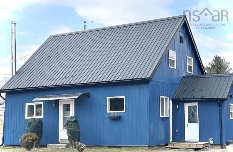 $410,000.00: 1318 Sweetland Road, Sweetland