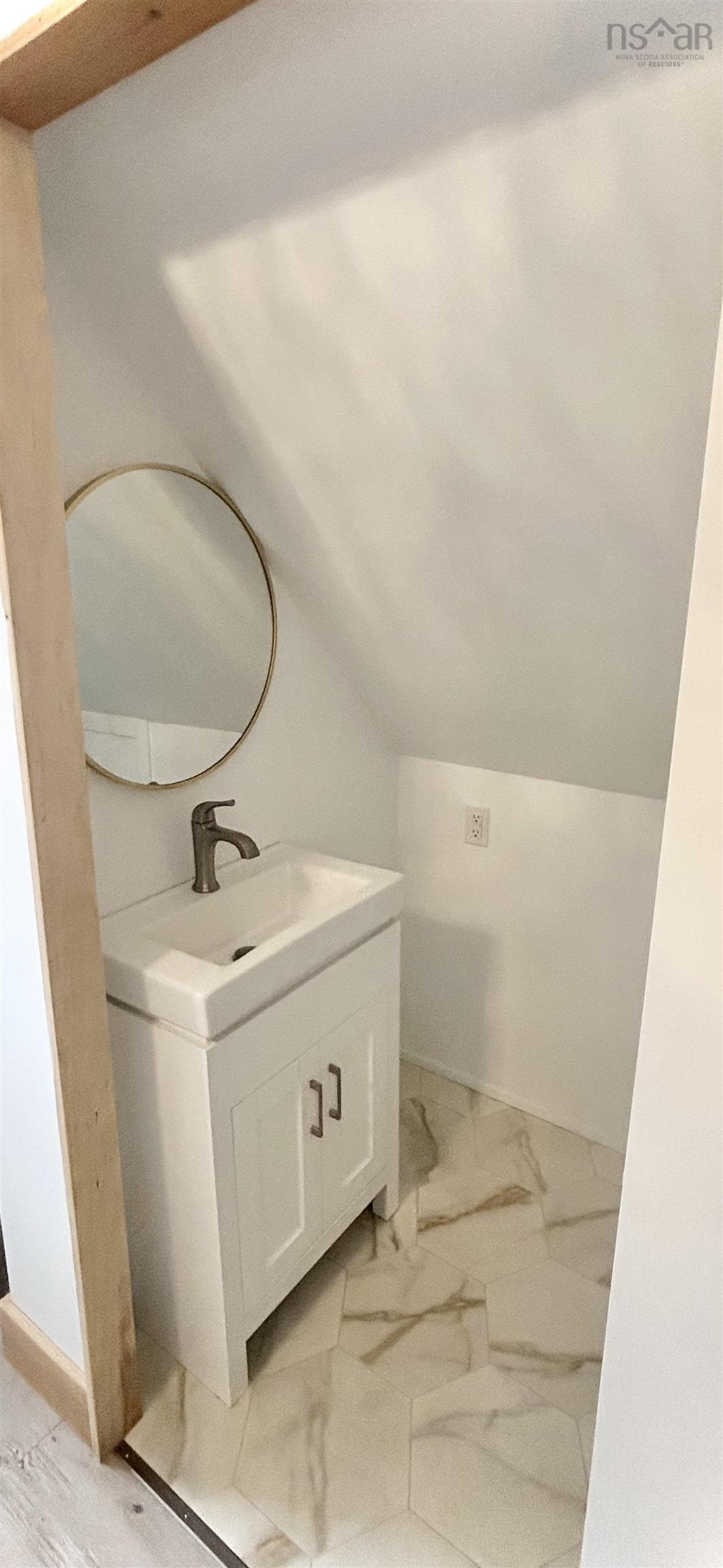 $410,000.00: 1318 Sweetland Road, Sweetland