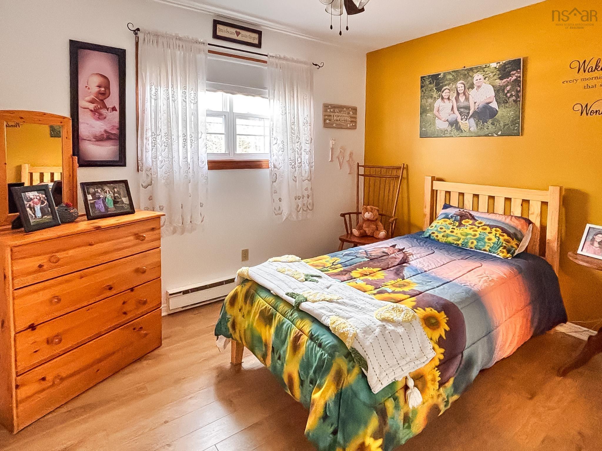 $439,000.00: 660 Pine Grove Road, Pine Grove