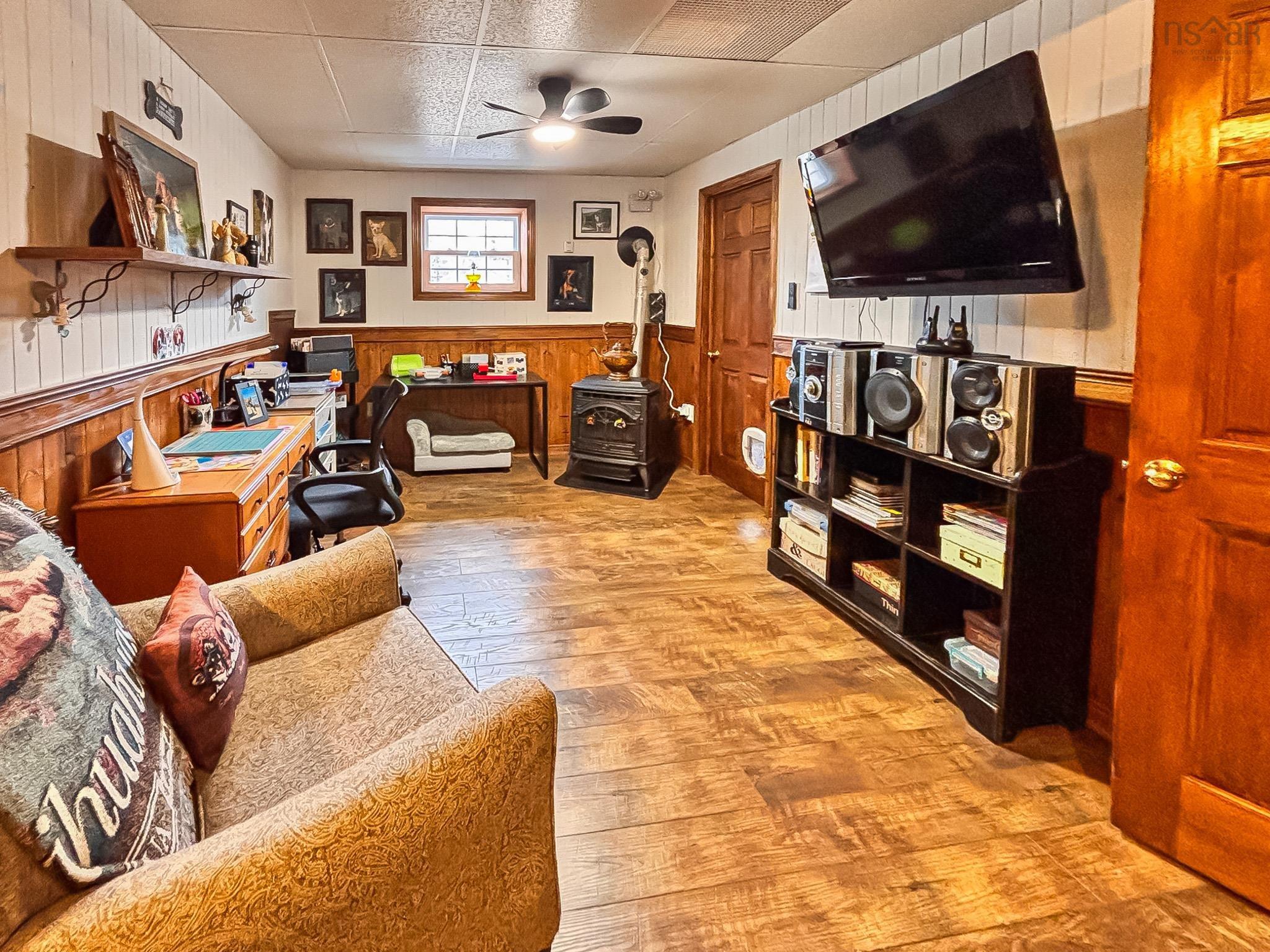 $439,000.00: 660 Pine Grove Road, Pine Grove