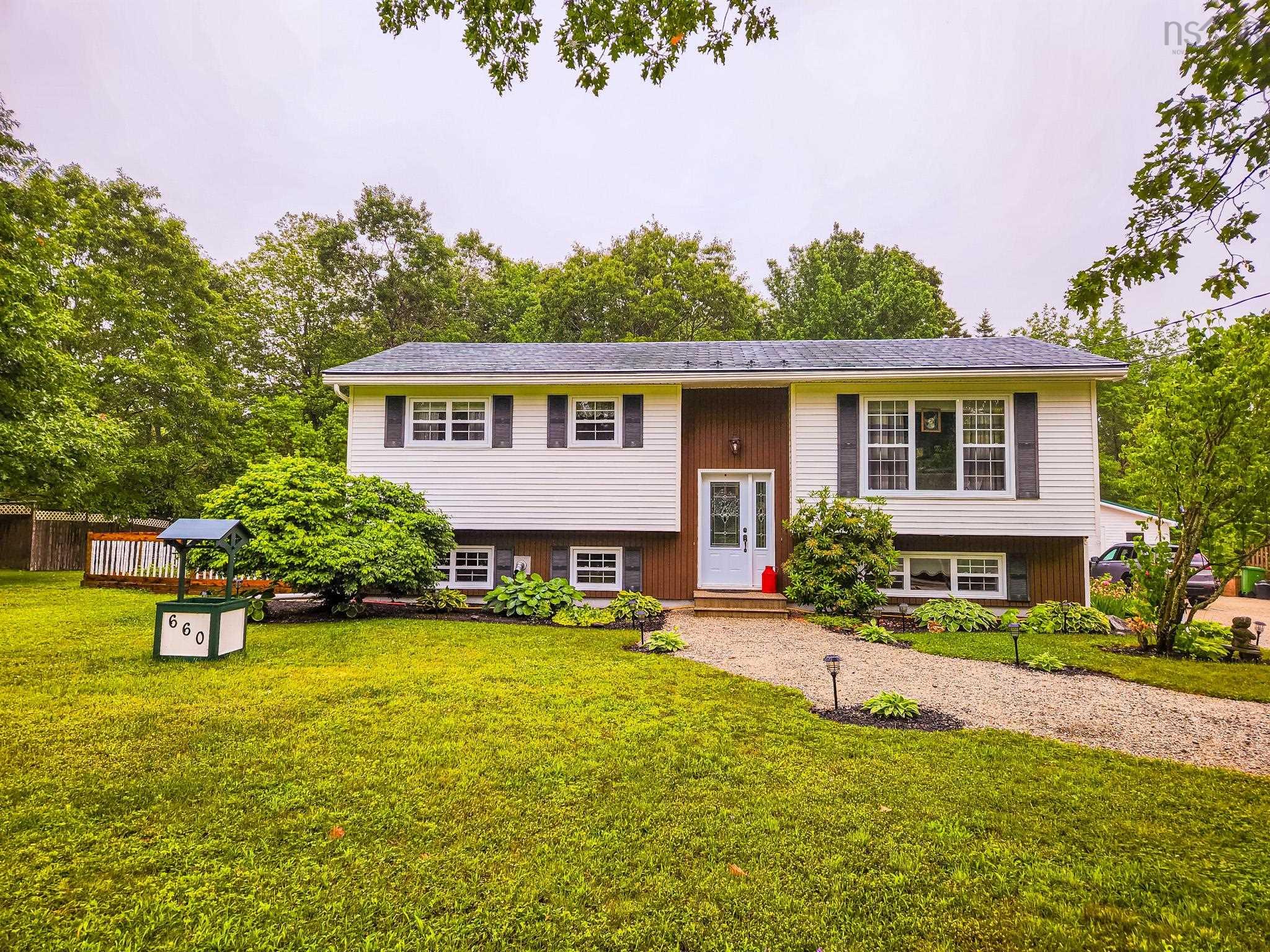 $439,000.00: 660 Pine Grove Road, Pine Grove