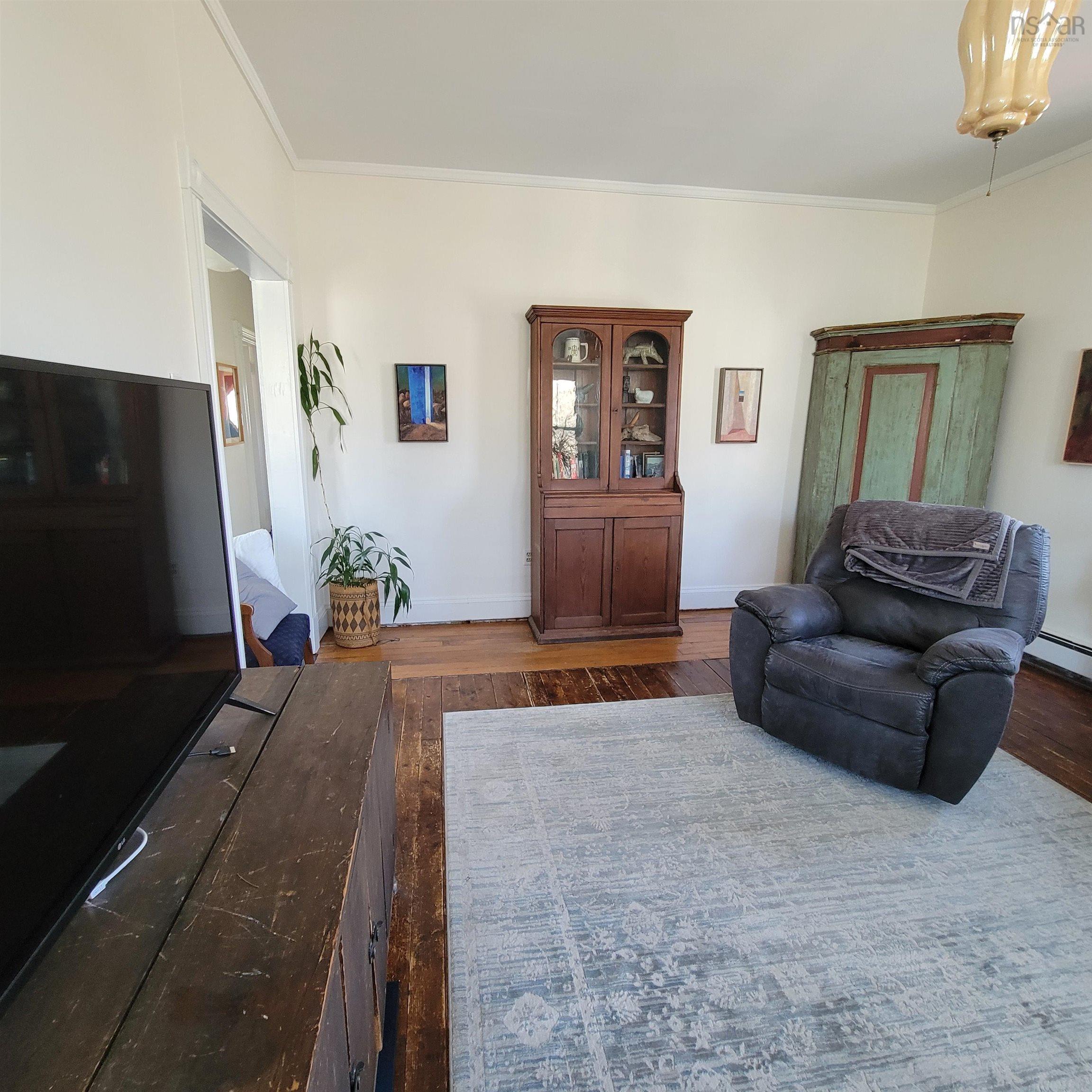 50 Pleasant Street, Dartmouth, NS (MLS 202605245)