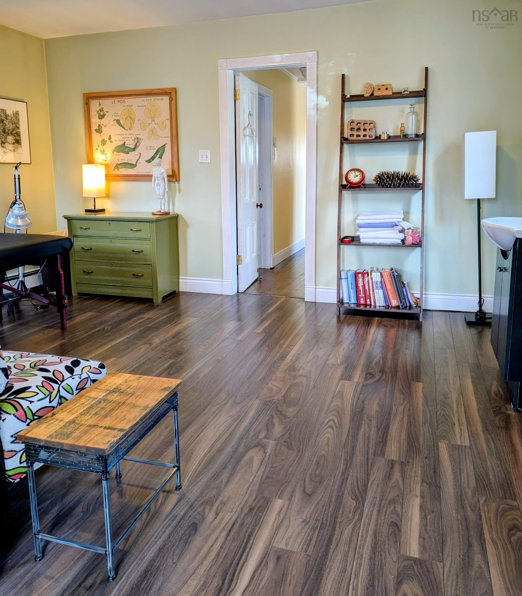 $624,900.00: 50 Pleasant Street, Dartmouth