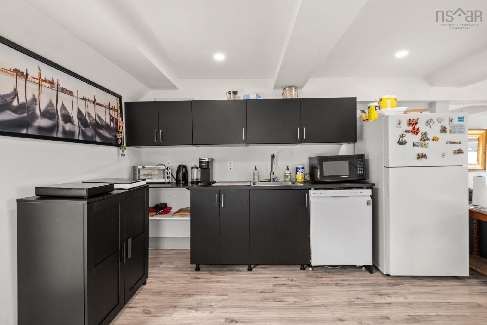 $499,000.00: 2497 Highway 329, Northwest Cove