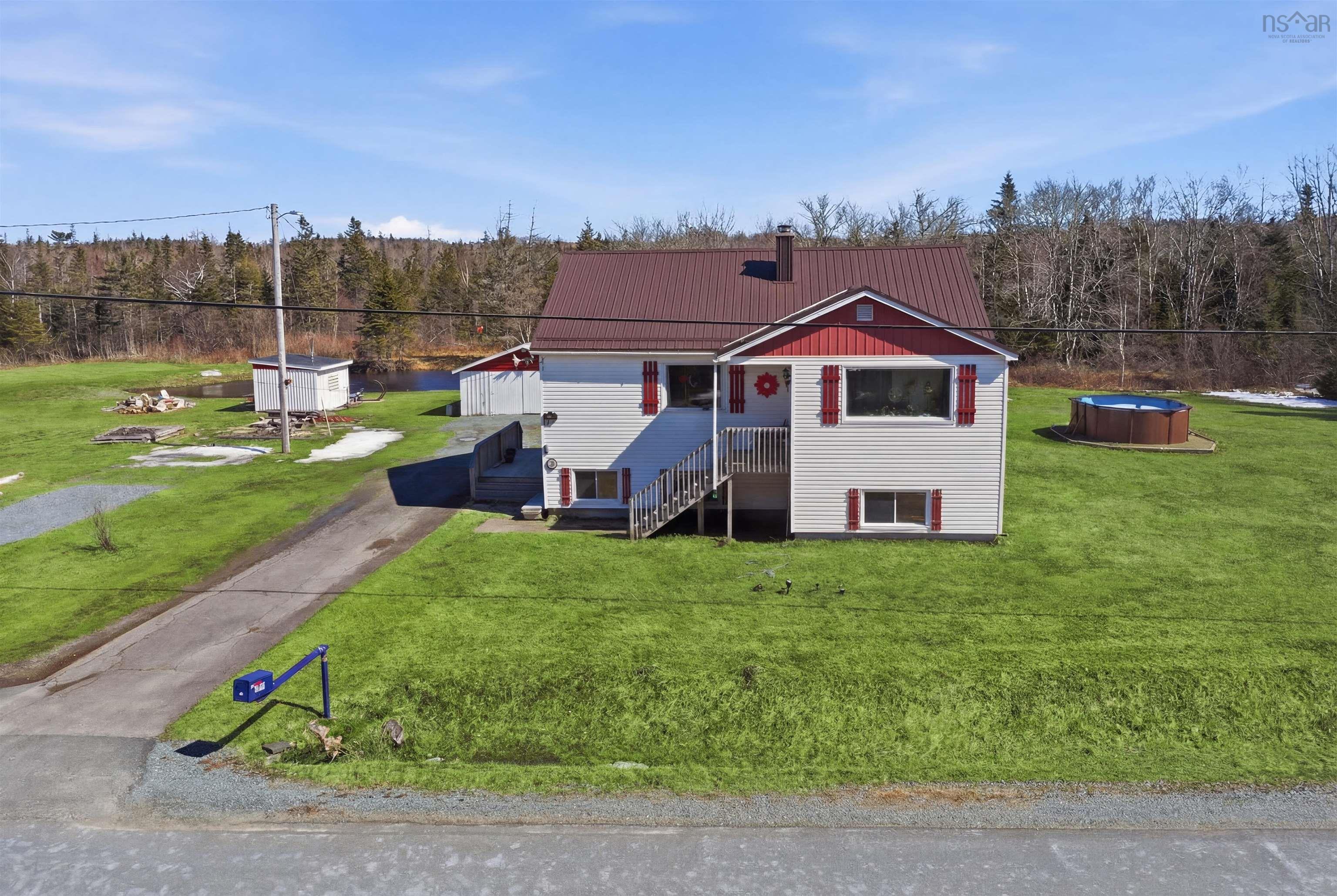 $324,900.00: 276 Malay Falls Lochaber Mines Road, Malay Falls